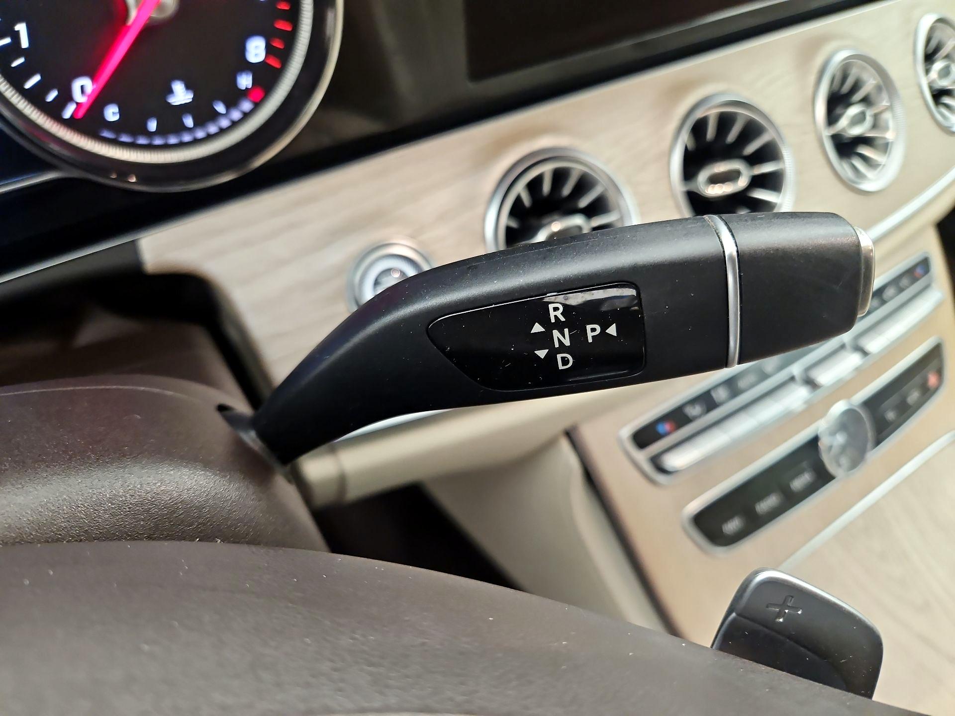 Thumbnail: 2018 Mercedes-Benz E-Class - 18