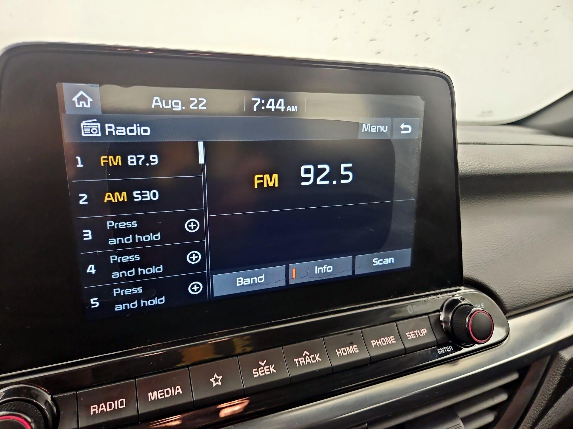 Thumbnail: 2020 Kia Forte - 15