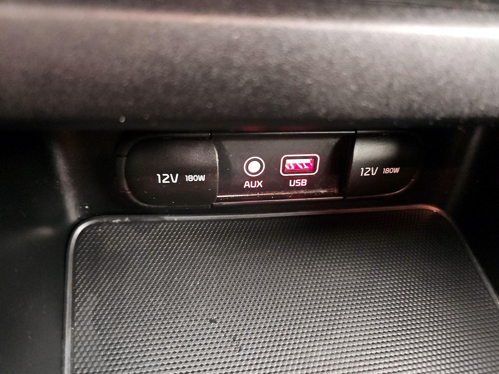 Thumbnail: 2020 Kia Forte - 18