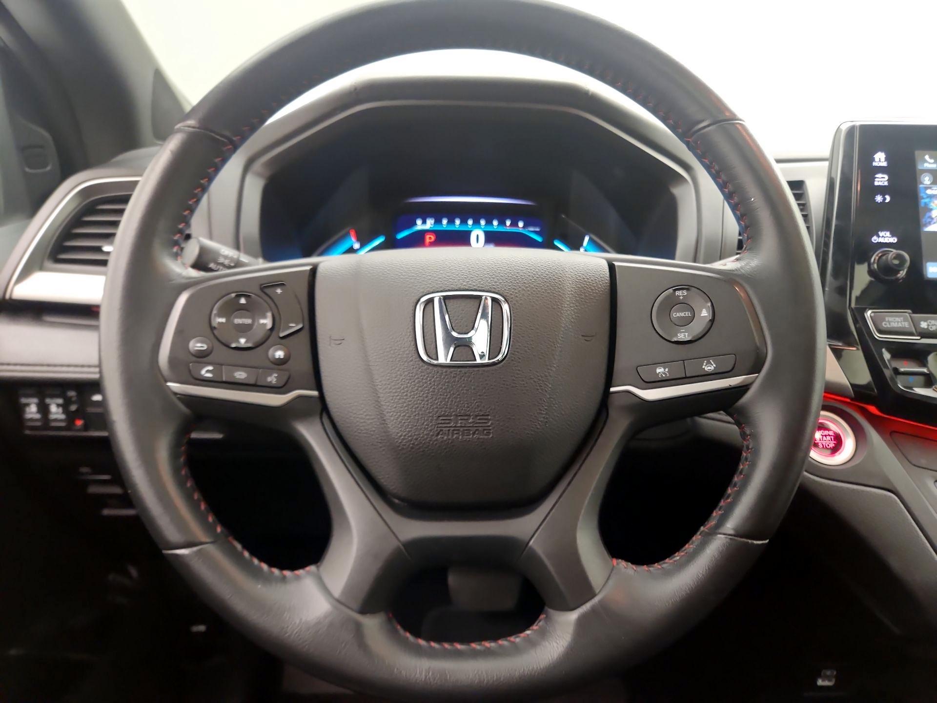 Thumbnail: 2023 Honda Odyssey - 10