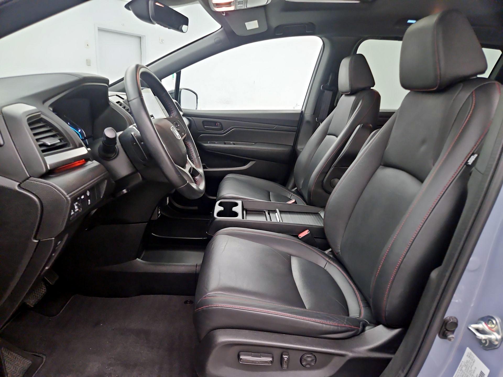 Thumbnail: 2023 Honda Odyssey - 11