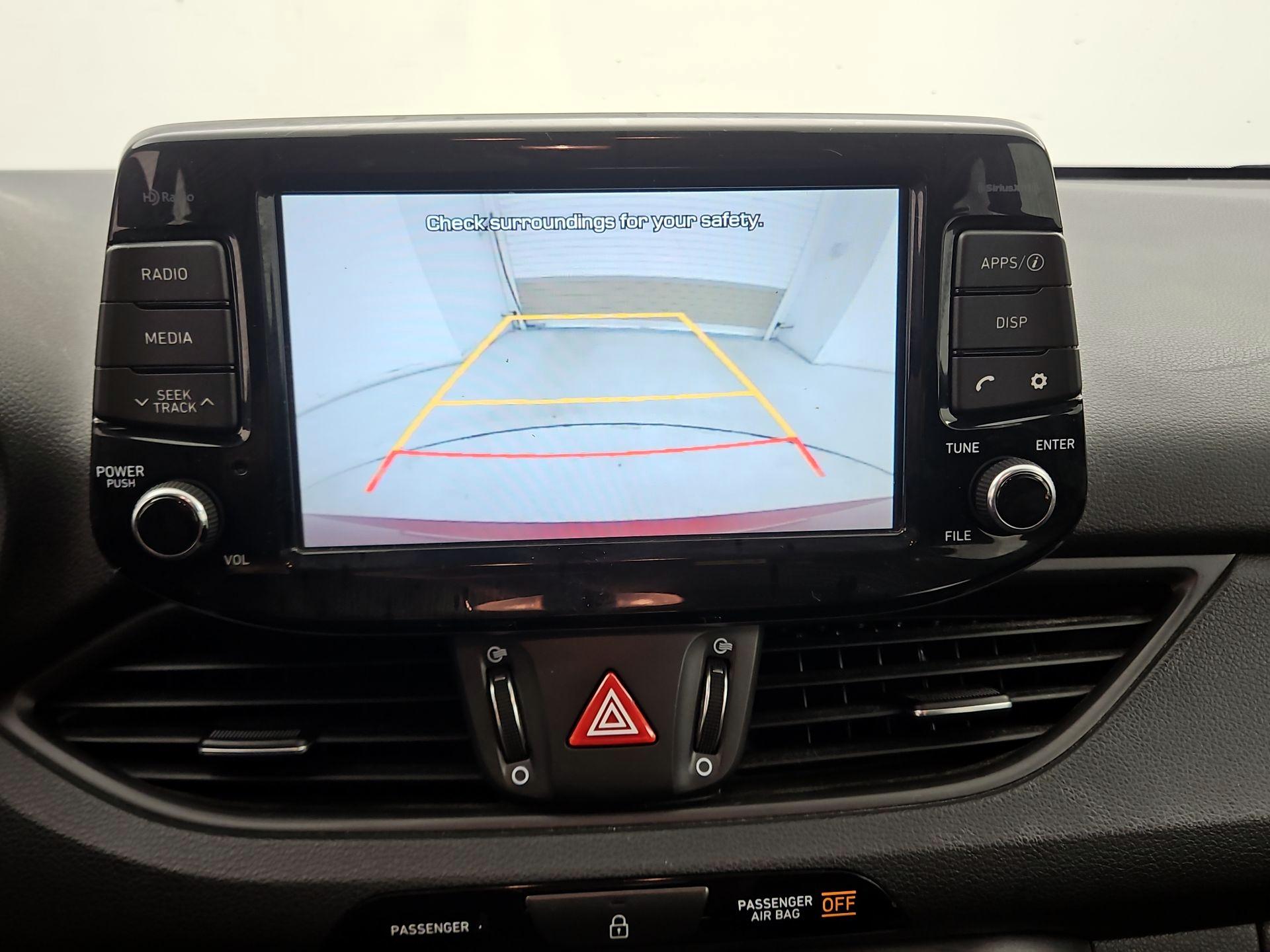 Thumbnail: 2018 Hyundai Elantra - 14