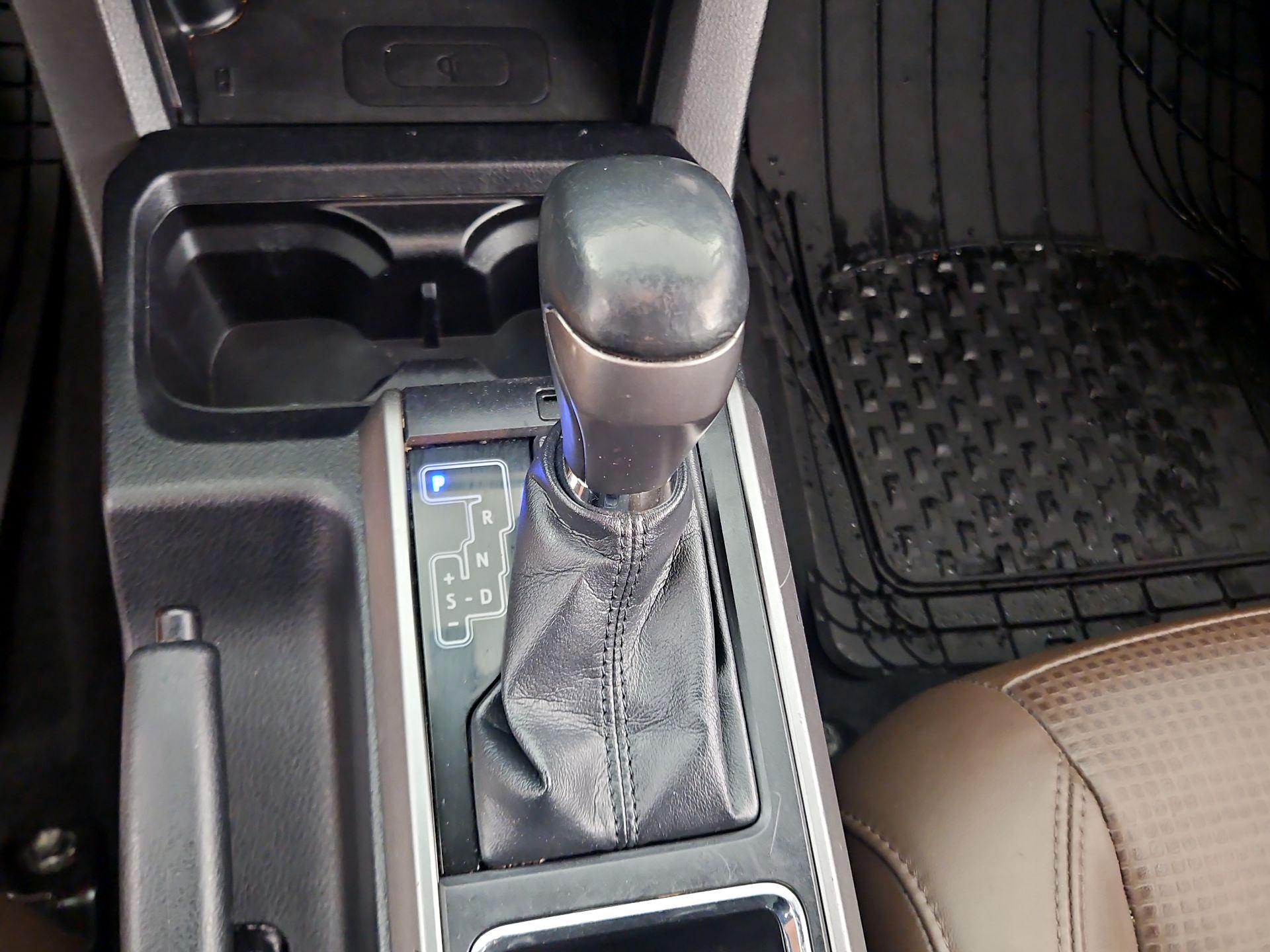 Thumbnail: 2017 Toyota Tacoma - 17