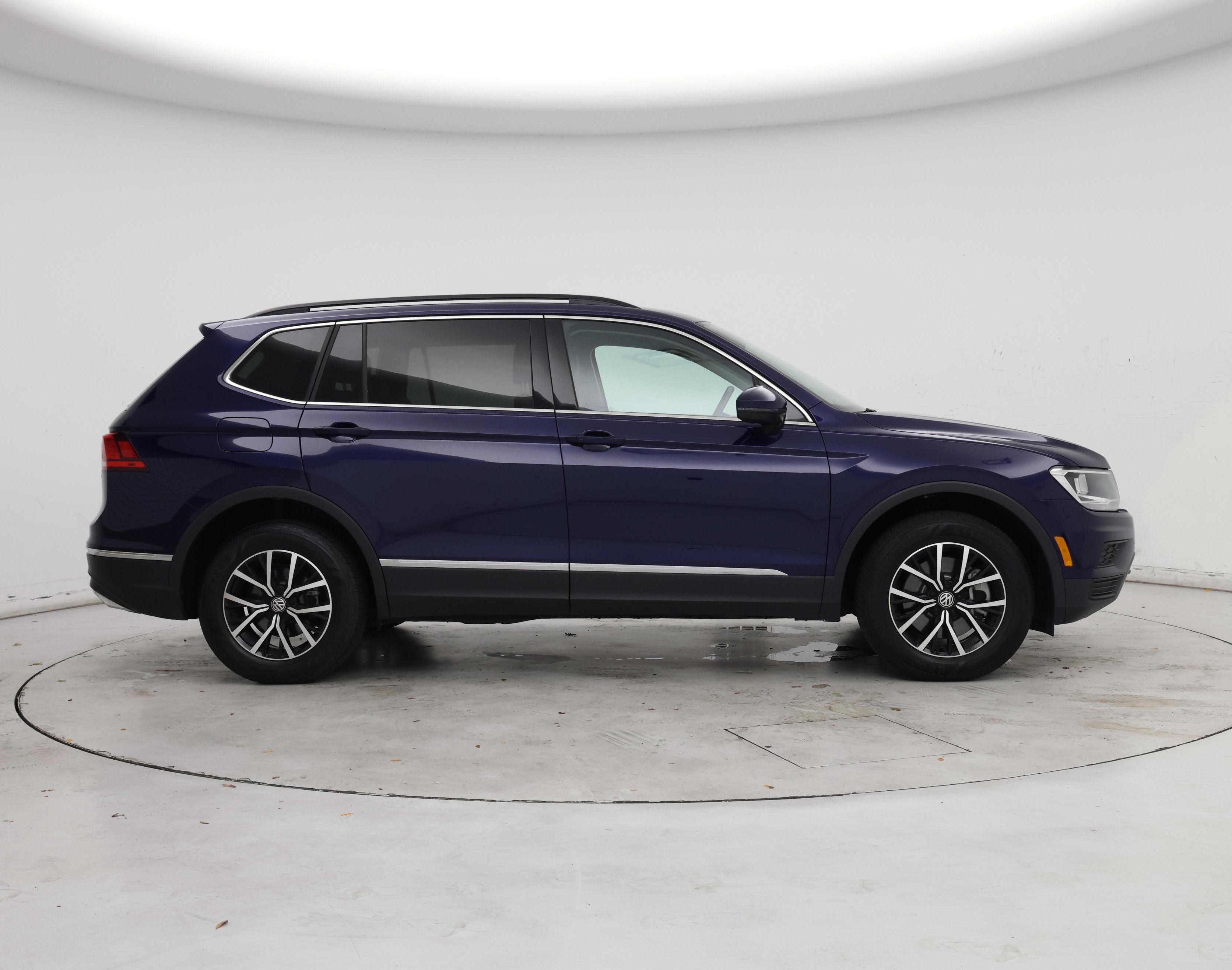 Thumbnail: 2021 Volkswagen Tiguan - 7