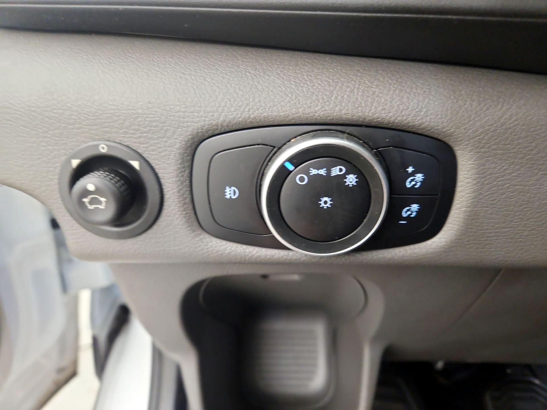 Thumbnail: 2020 Ford Transit Series - 13