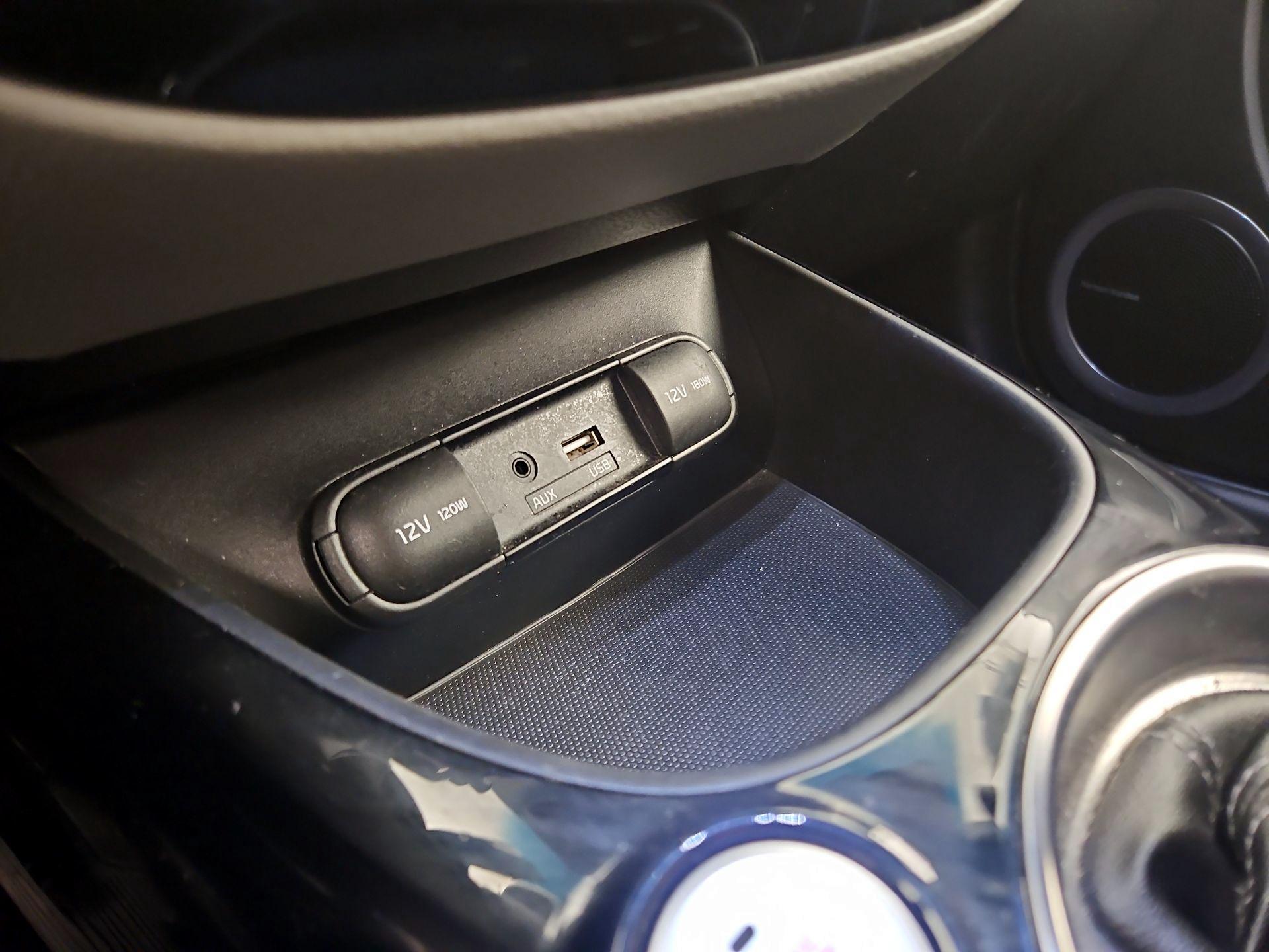 Thumbnail: 2019 Kia Soul - 19