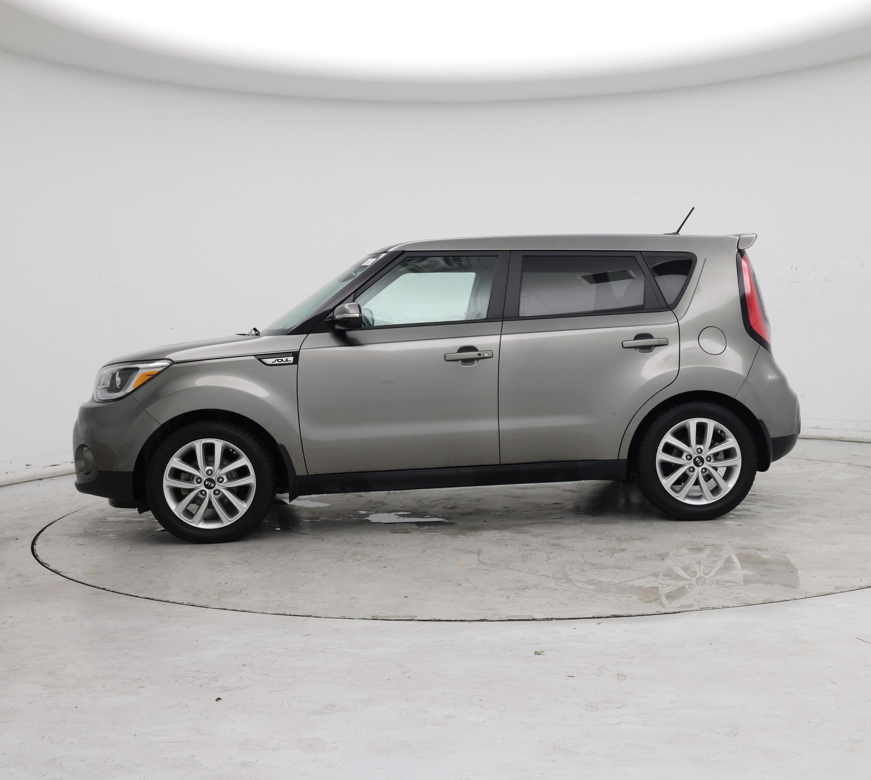 Thumbnail: 2019 Kia Soul - 3