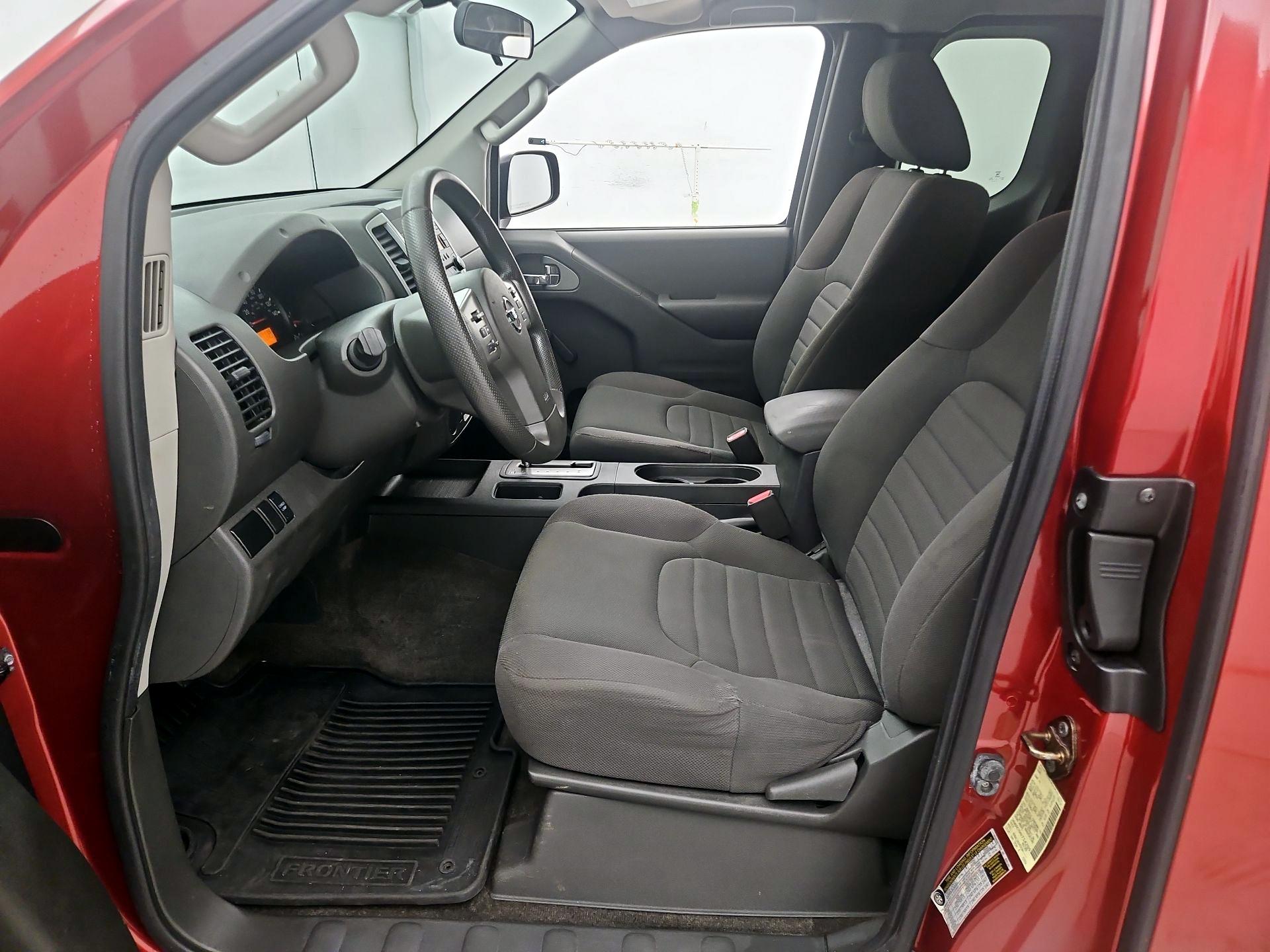 Thumbnail: 2015 Nissan Frontier - 11