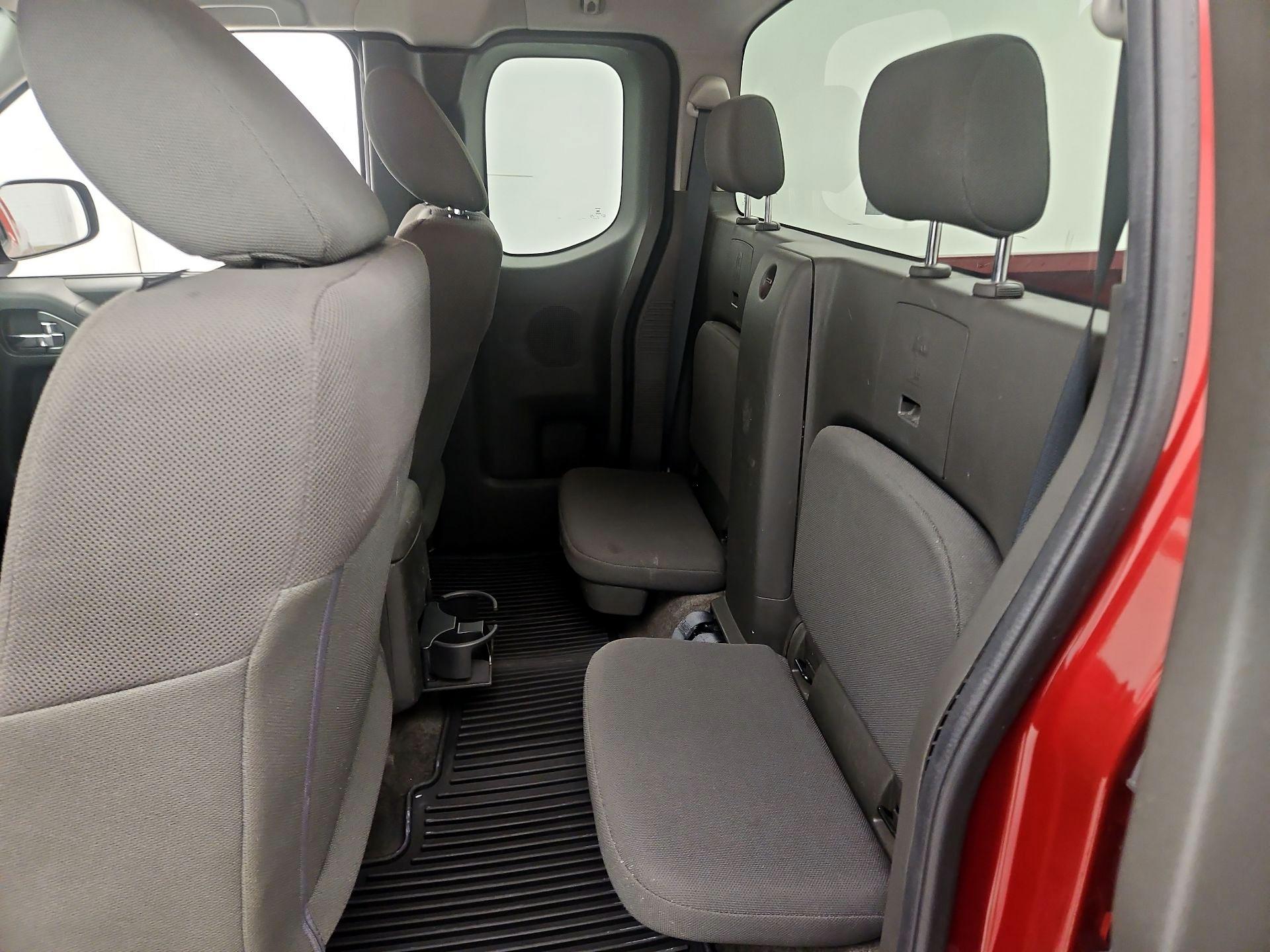 Thumbnail: 2015 Nissan Frontier - 17