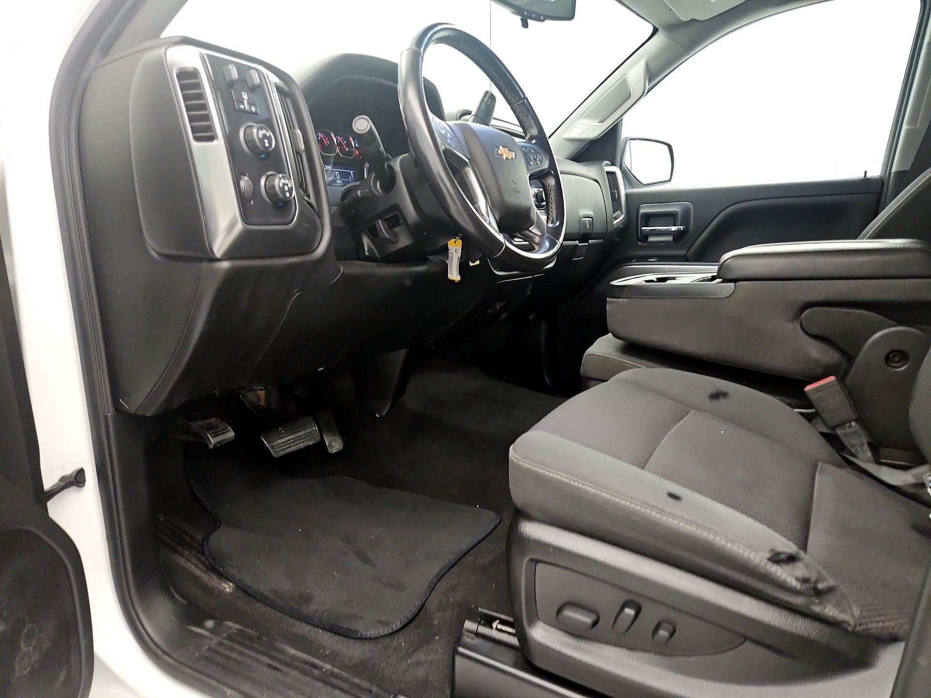 Thumbnail: 2019 Chevrolet Silverado 1500 - 11