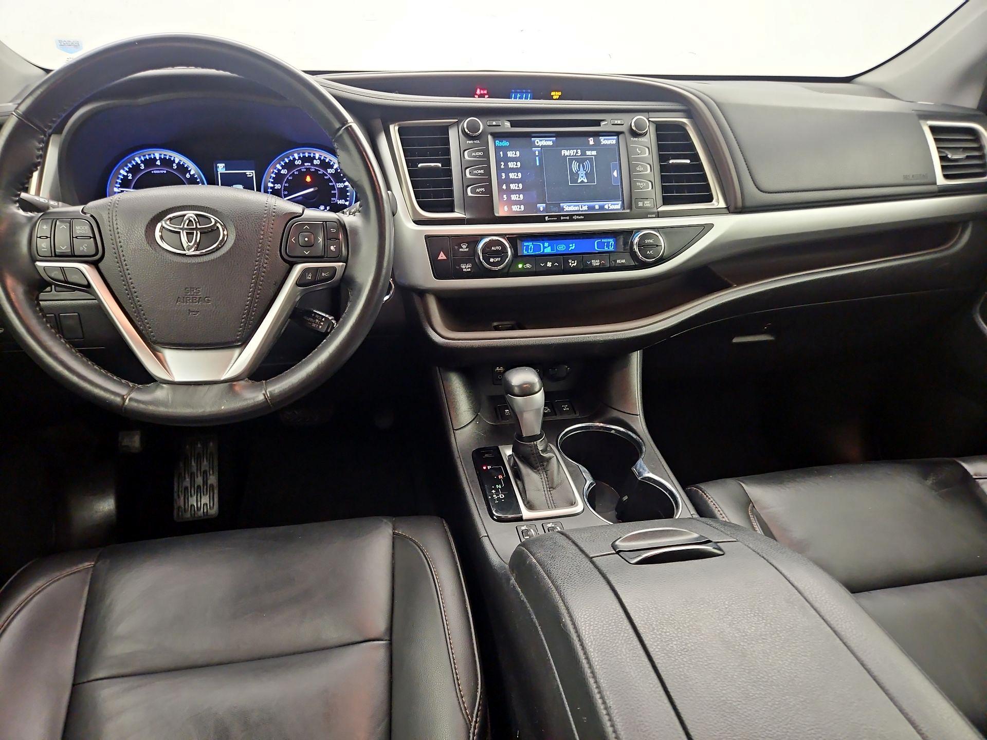 Thumbnail: 2019 Toyota Highlander - 9