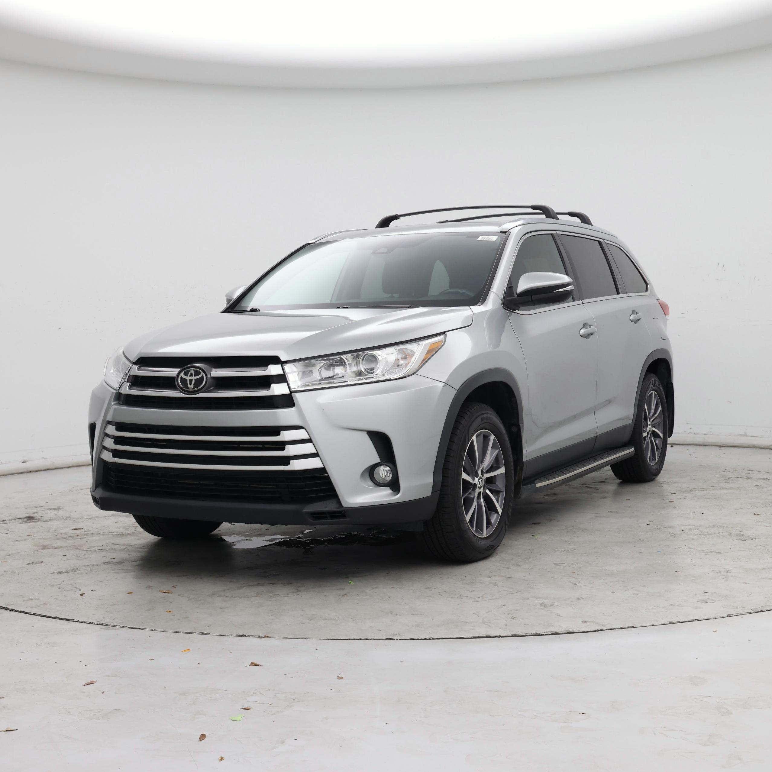 Thumbnail: 2019 Toyota Highlander - 4