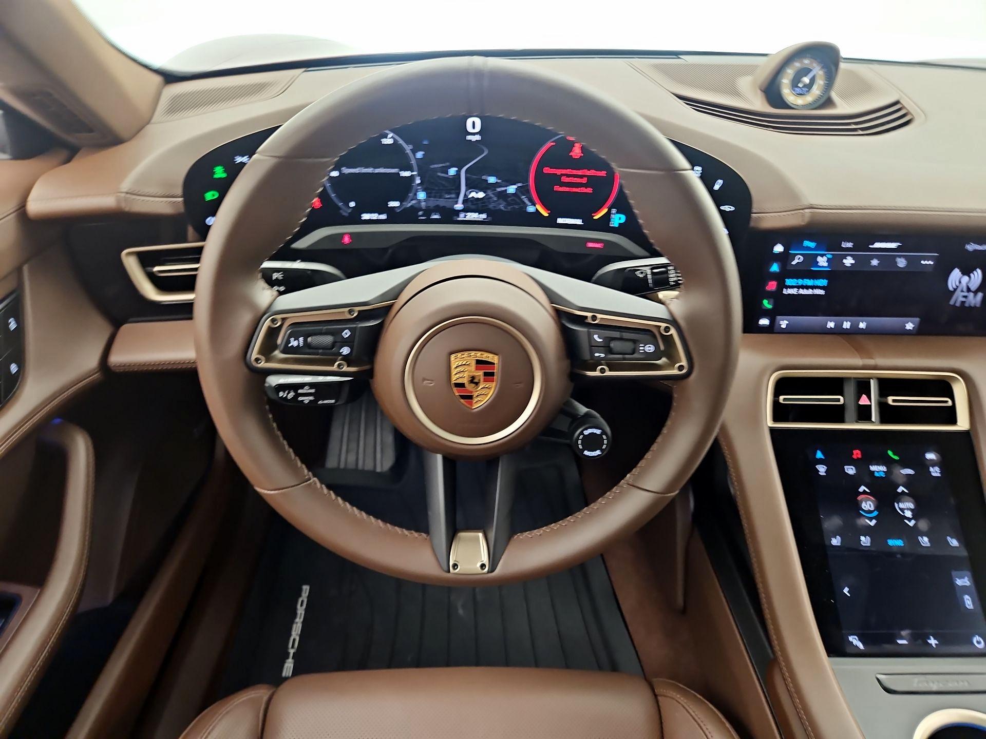 Thumbnail: 2022 Porsche Taycan - 10