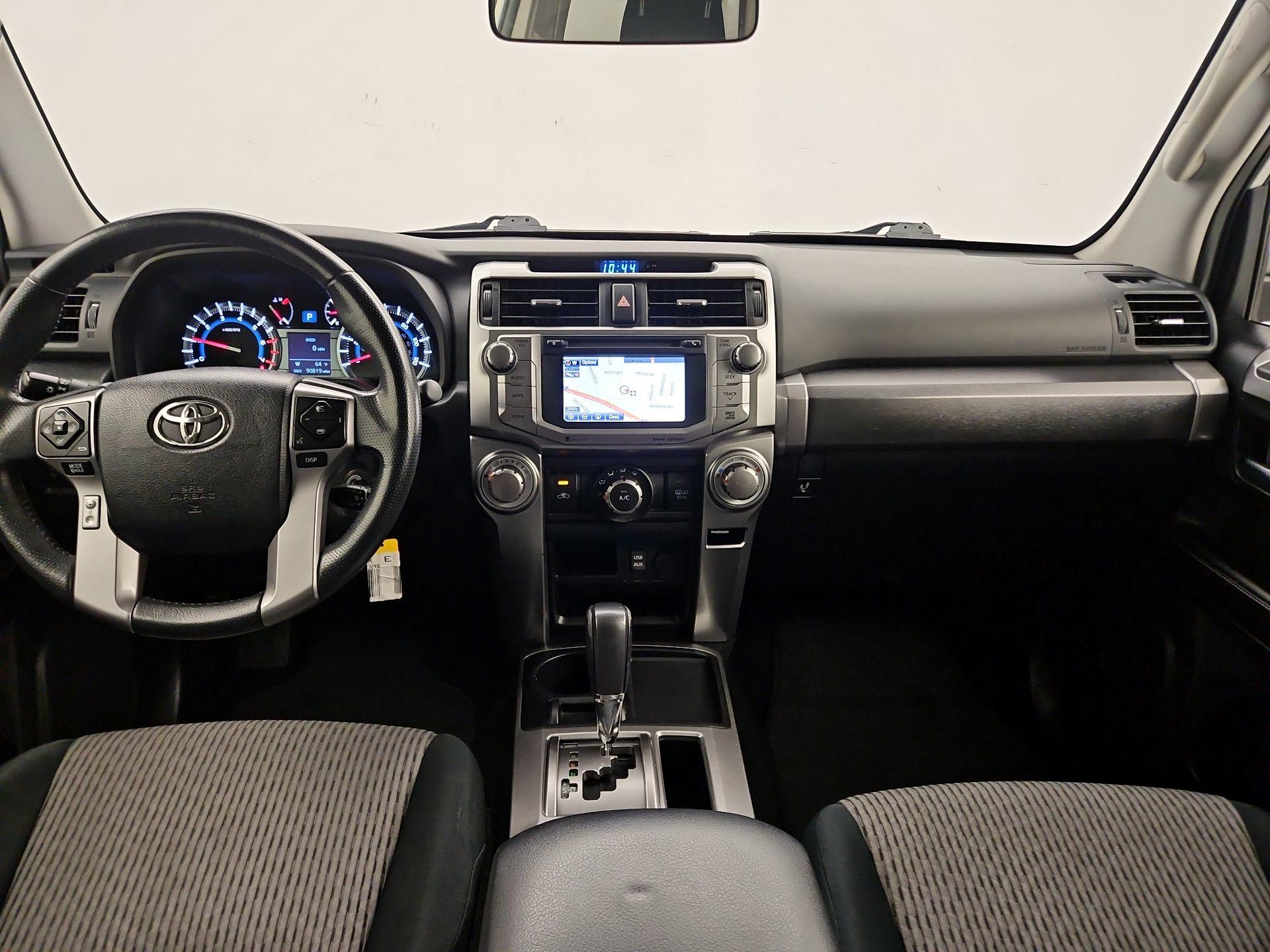 Thumbnail: 2016 Toyota 4Runner - 8