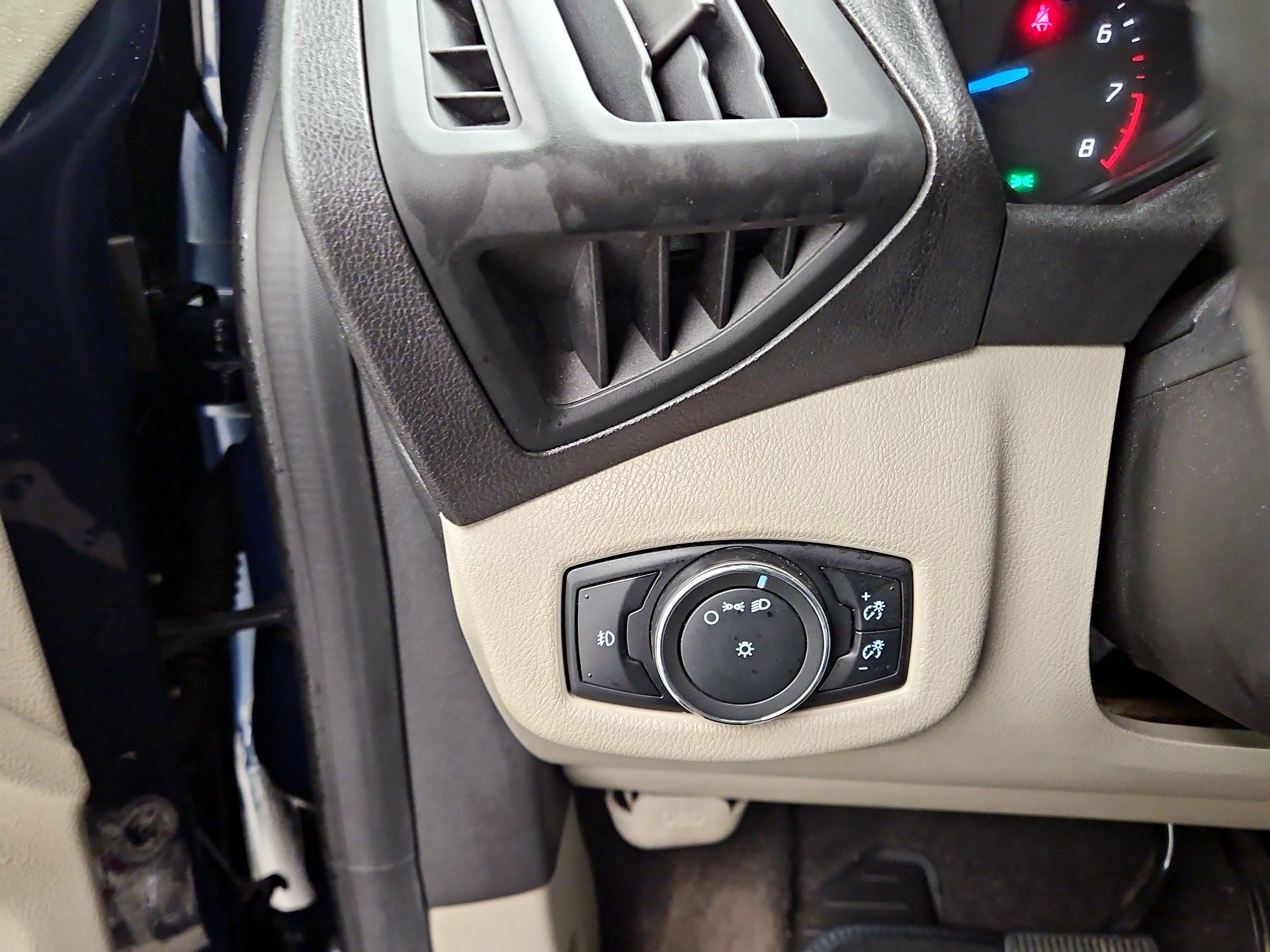 Thumbnail: 2016 Ford Transit Series - 11