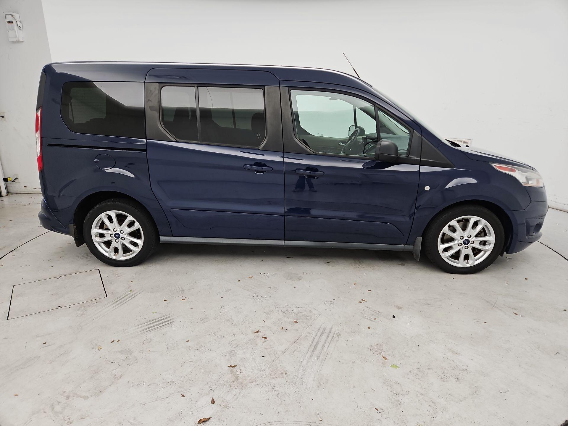 Thumbnail: 2016 Ford Transit Series - 4