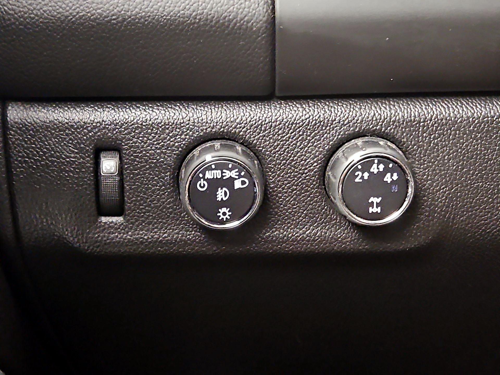 Thumbnail: 2015 Chevrolet Colorado - 13