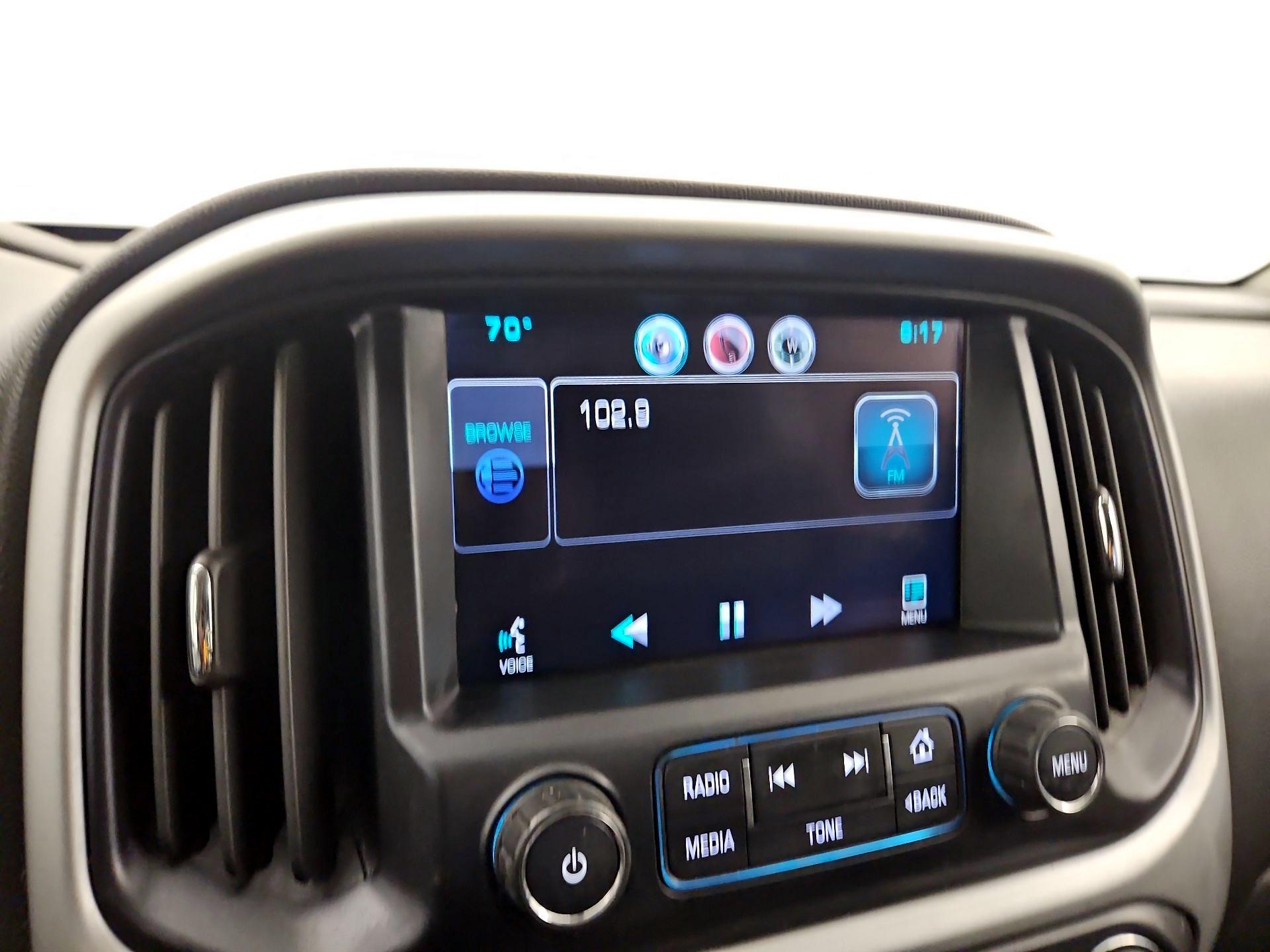 Thumbnail: 2015 Chevrolet Colorado - 15