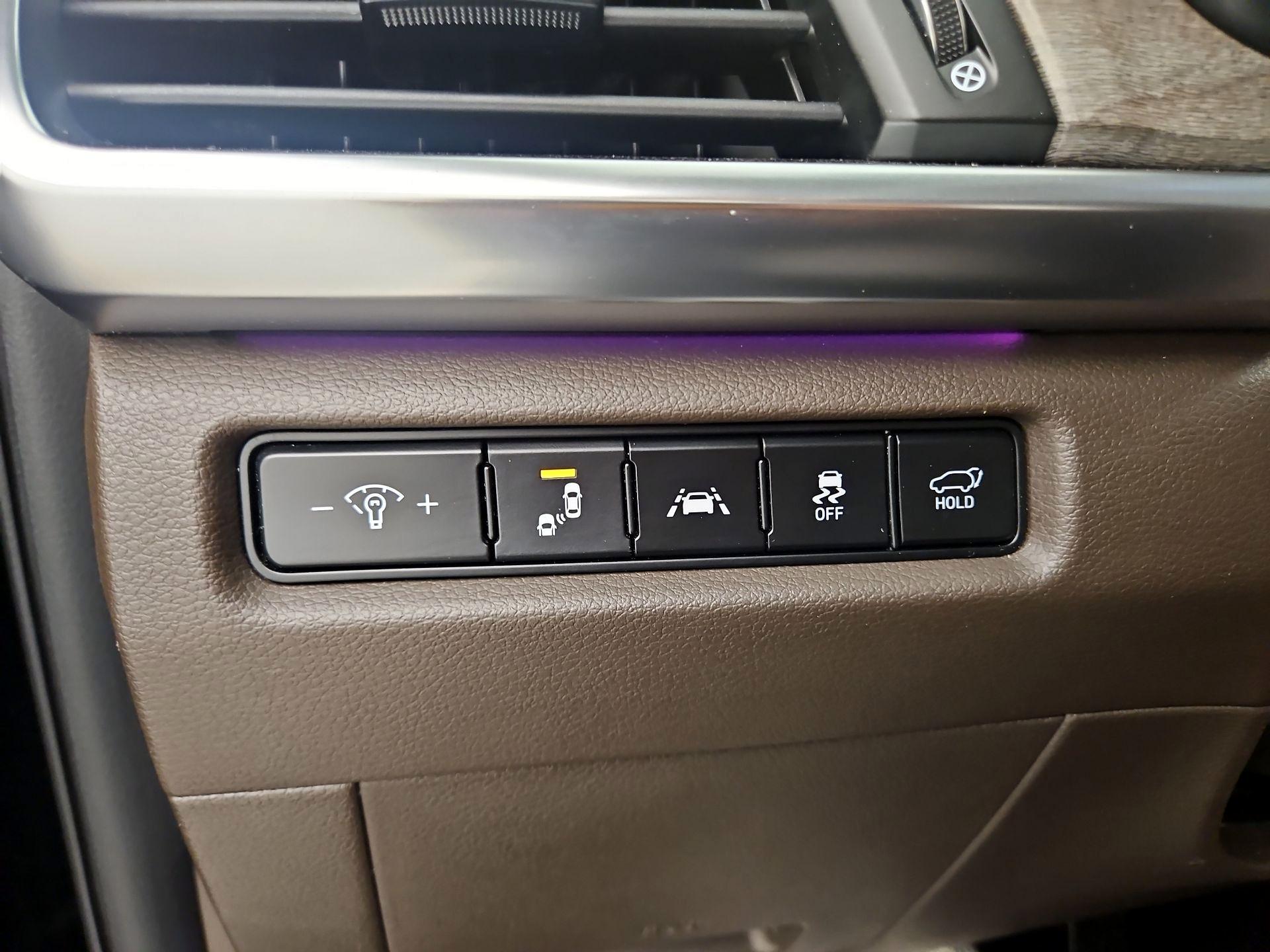 Thumbnail: 2020 Kia Telluride - 13