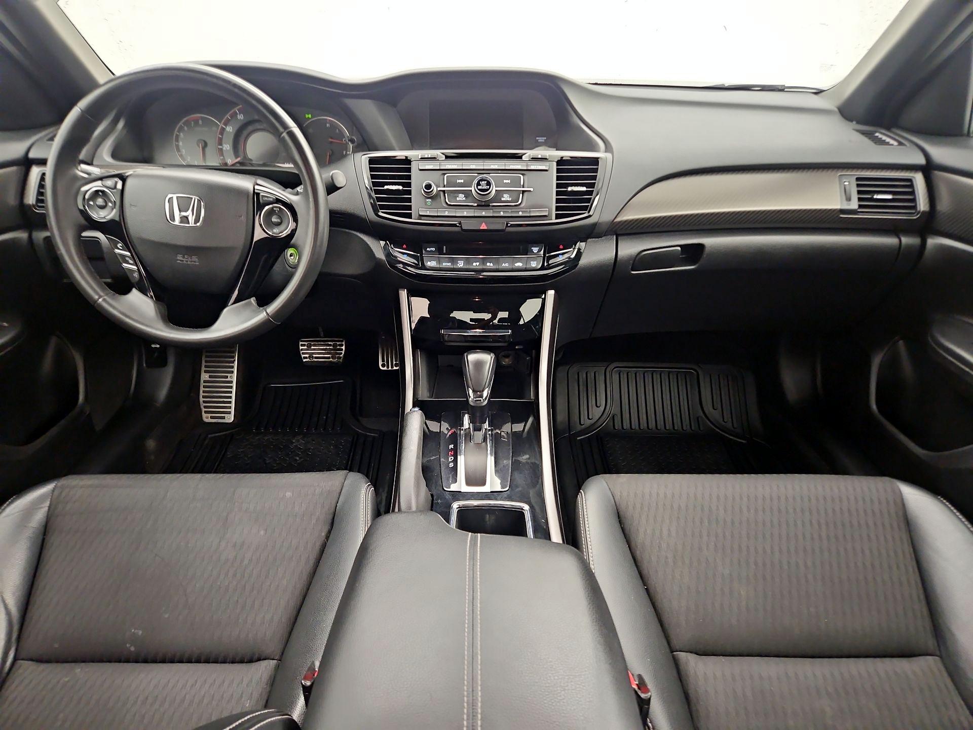 Thumbnail: 2017 Honda Accord - 9
