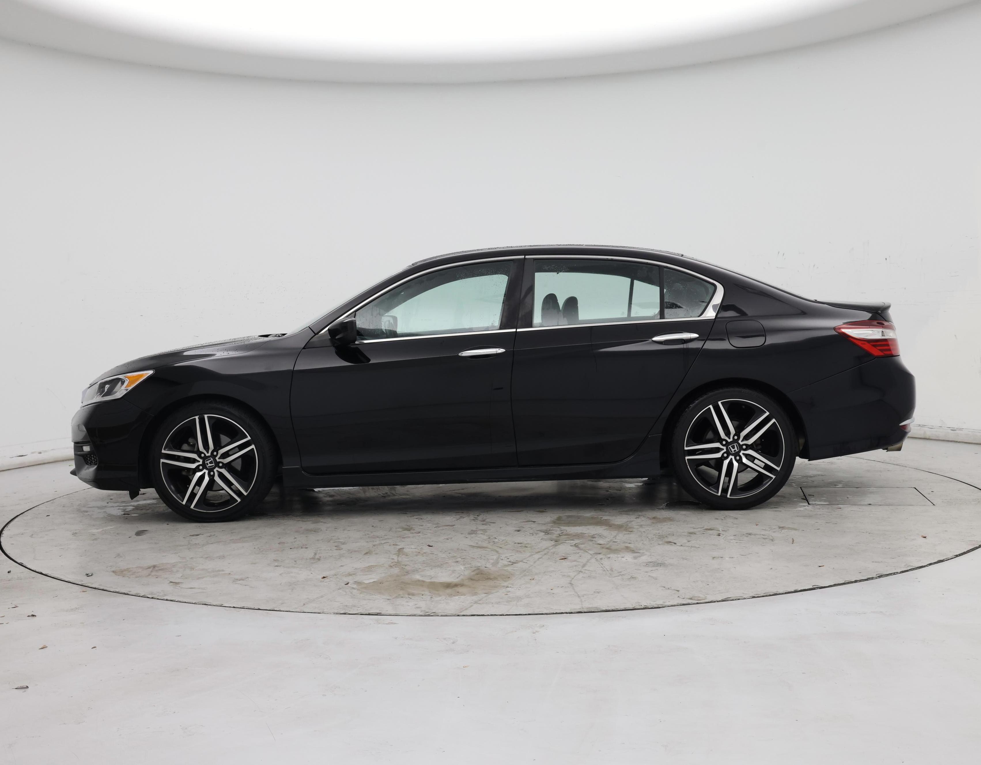 Thumbnail: 2017 Honda Accord - 3