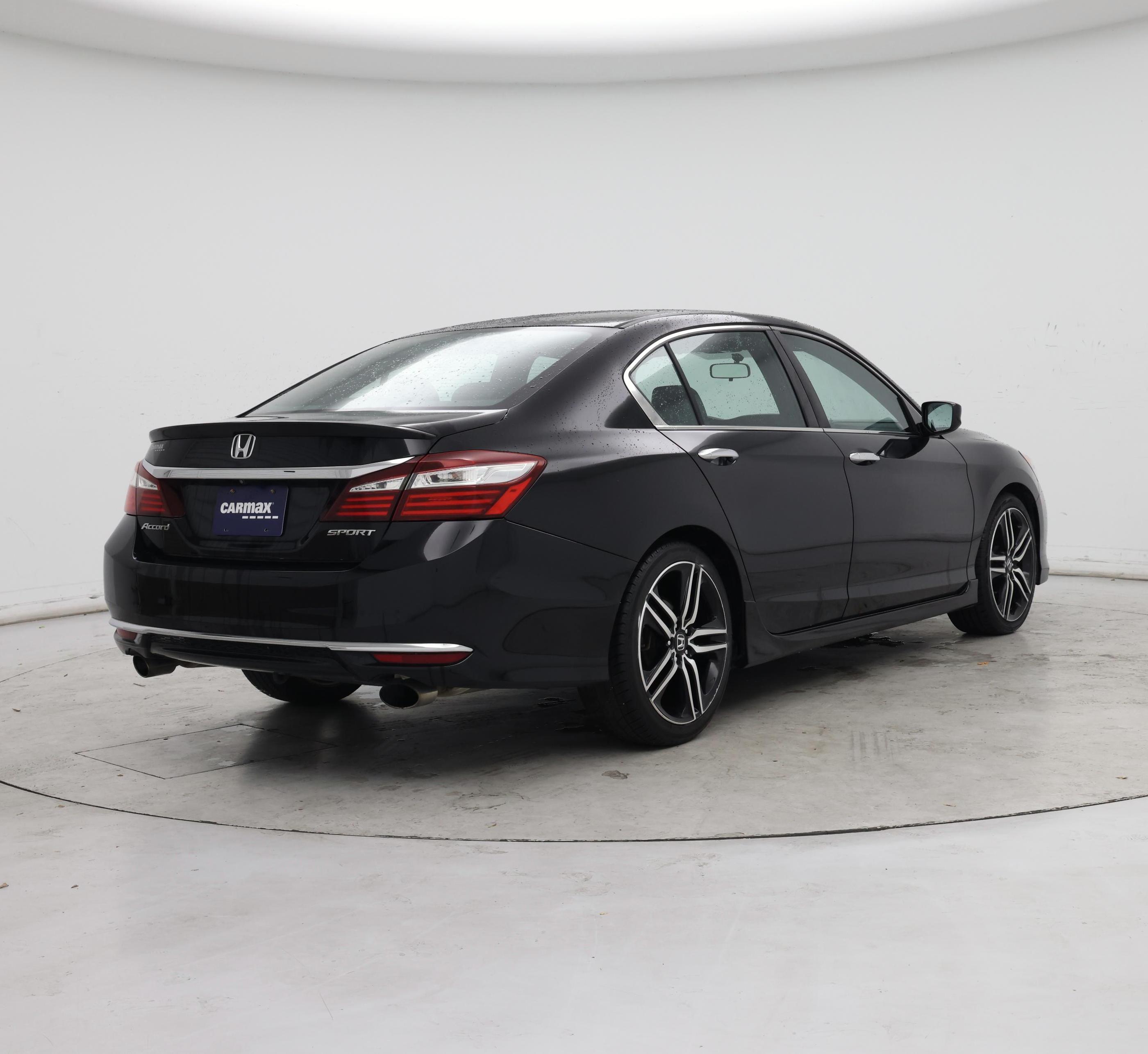 Thumbnail: 2017 Honda Accord - 8