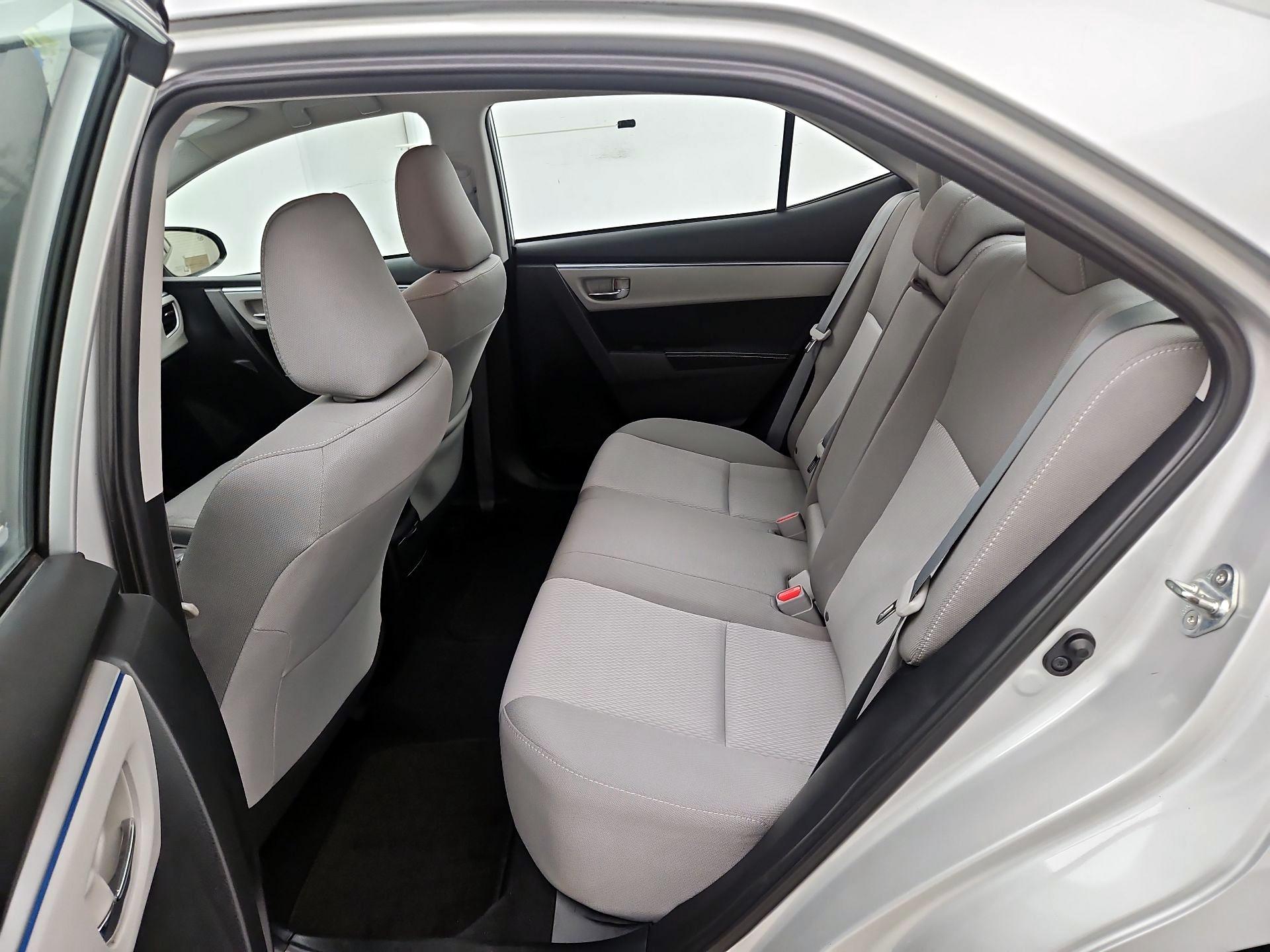 Thumbnail: 2015 Toyota Corolla - 19