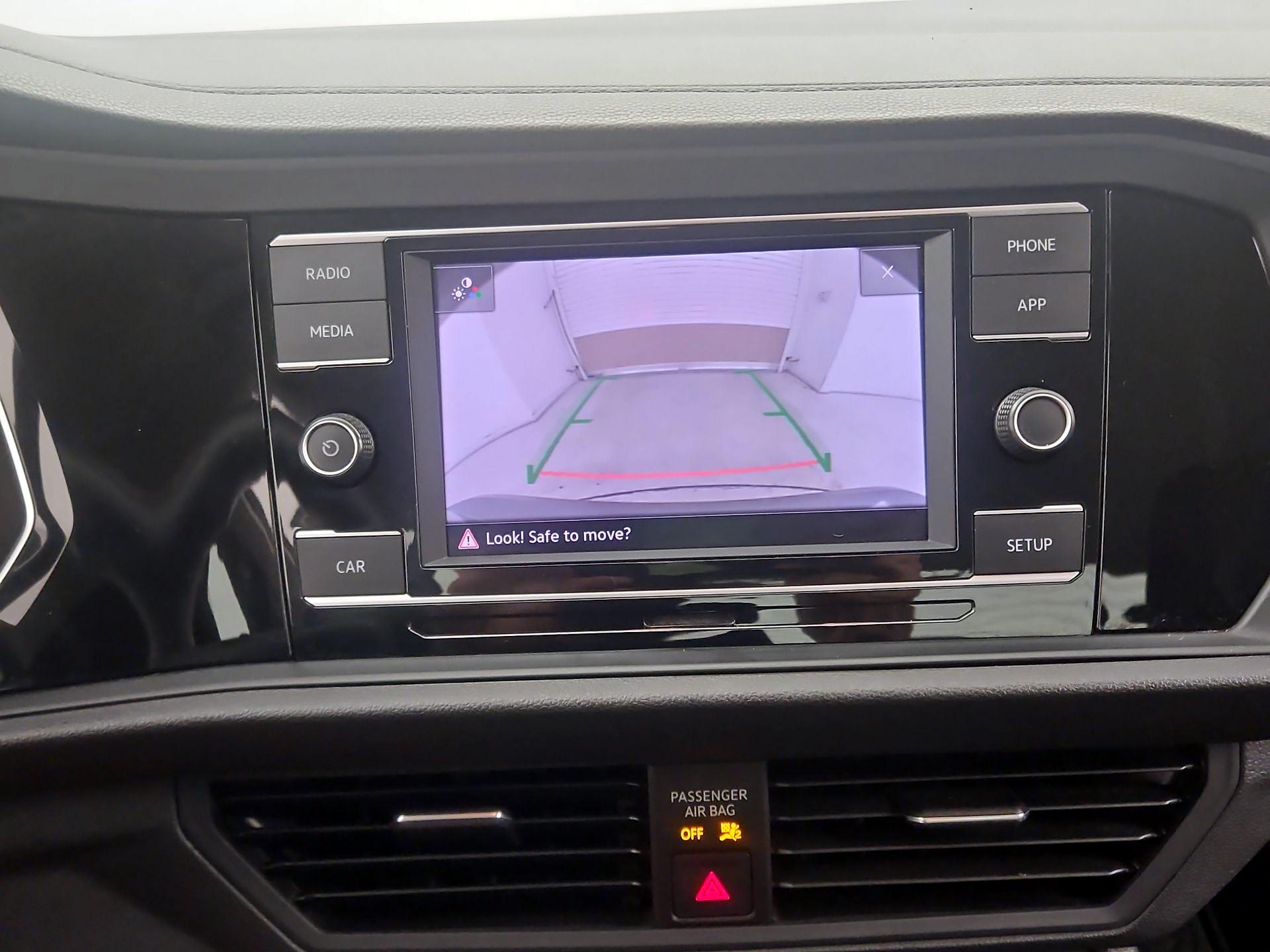Thumbnail: 2019 Volkswagen Jetta - 14
