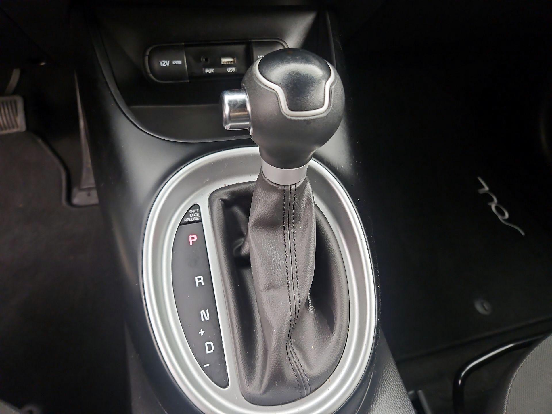 Thumbnail: 2019 Kia Soul - 17