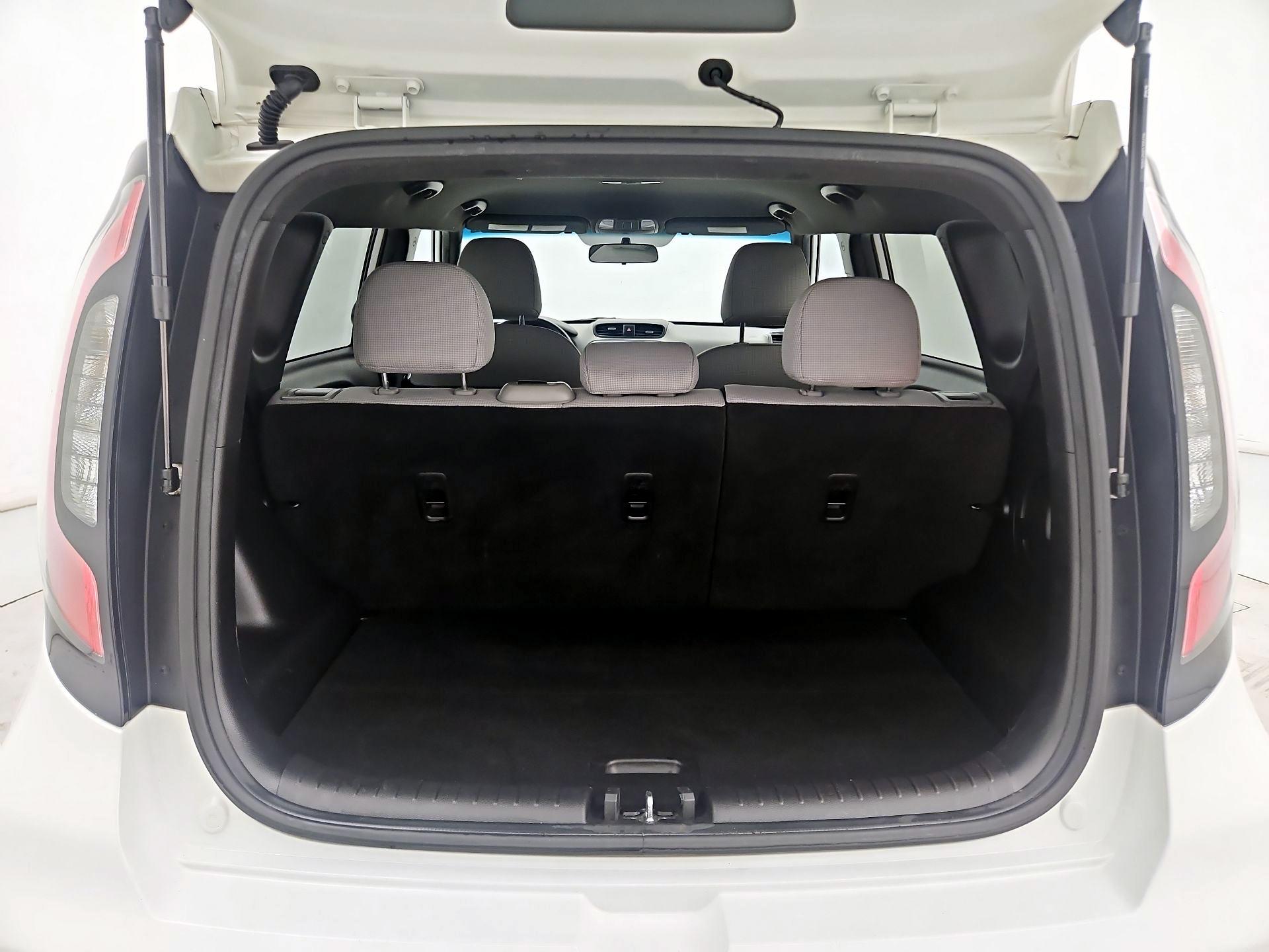 Thumbnail: 2019 Kia Soul - 20