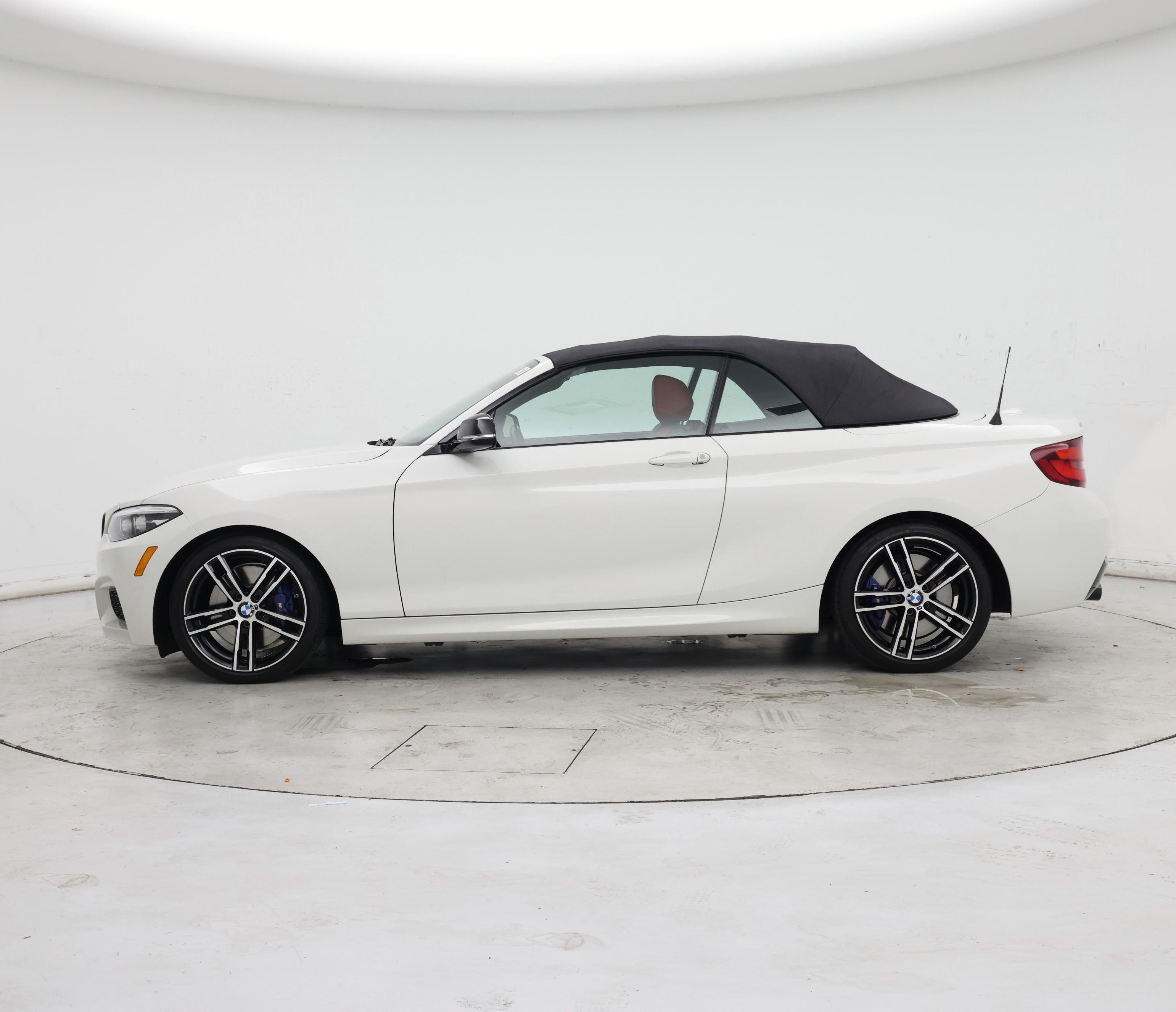 Thumbnail: 2021 BMW 2 Series - 3
