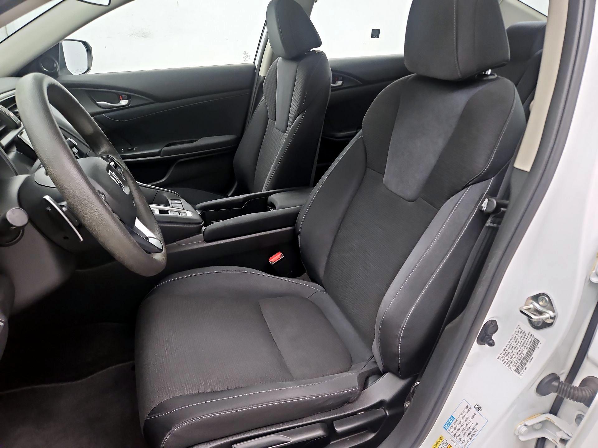 Thumbnail: 2019 Honda Insight - 11