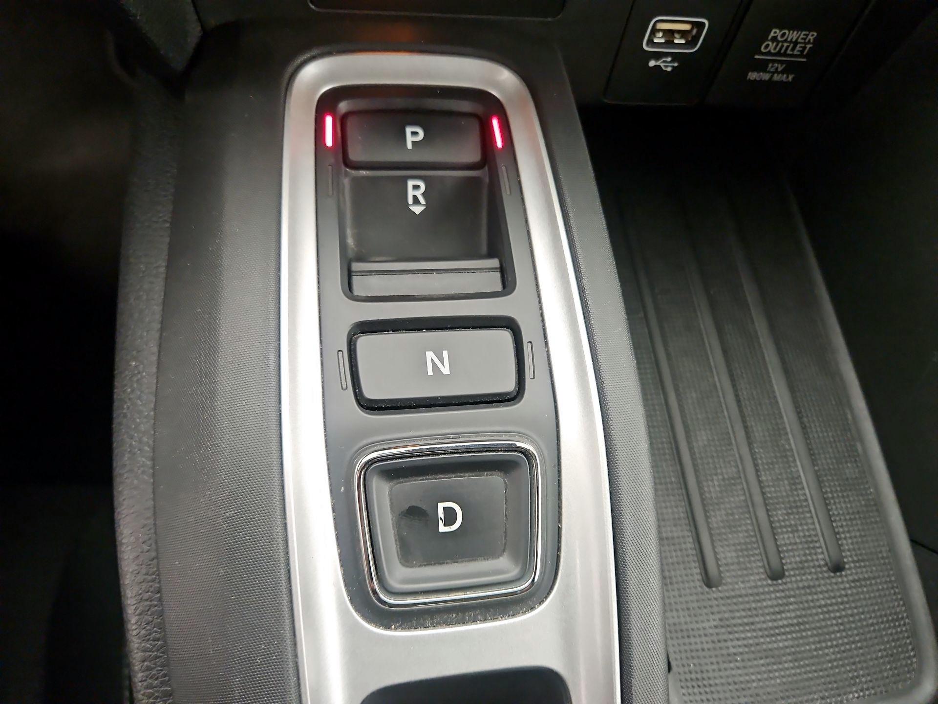 Thumbnail: 2019 Honda Insight - 17