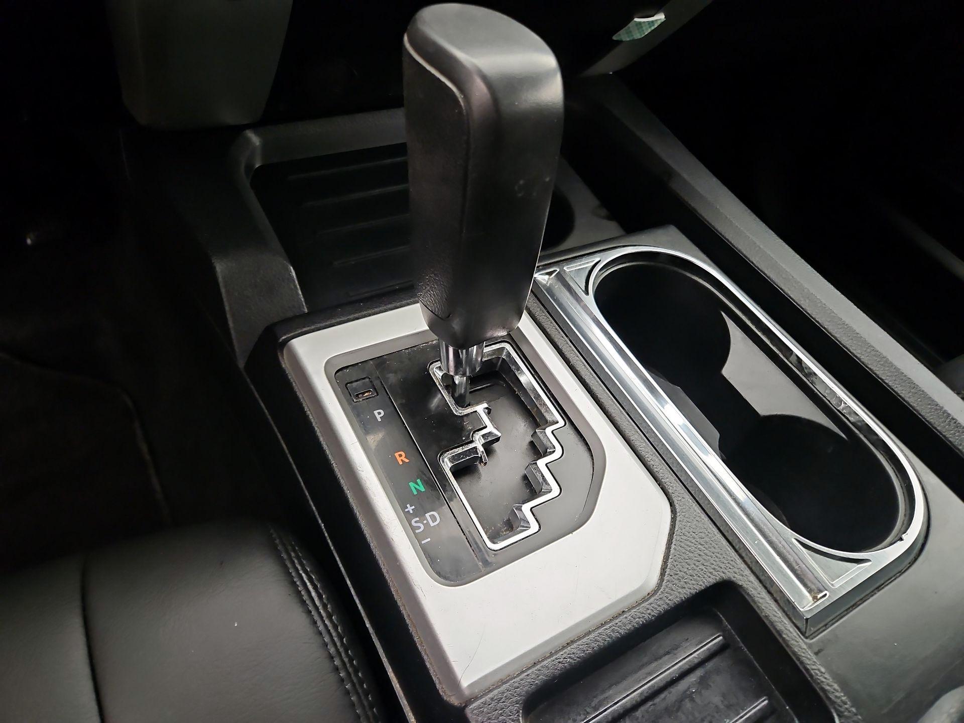 Thumbnail: 2017 Toyota Tundra - 17