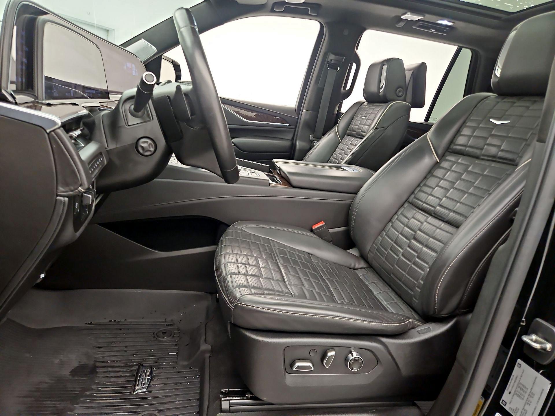 Thumbnail: 2021 Cadillac Escalade - 11
