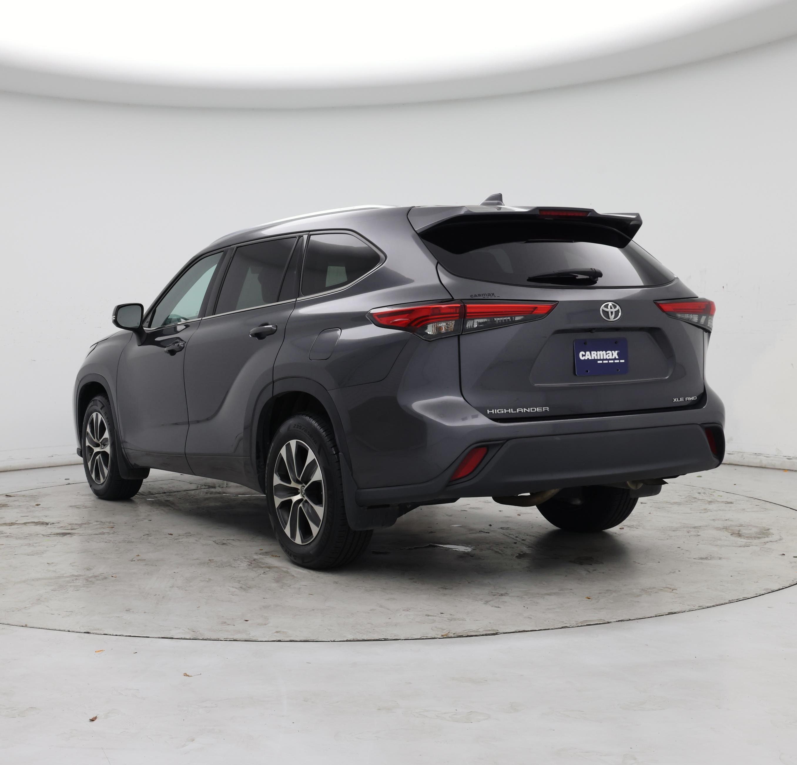 Thumbnail: 2021 Toyota Highlander - 2