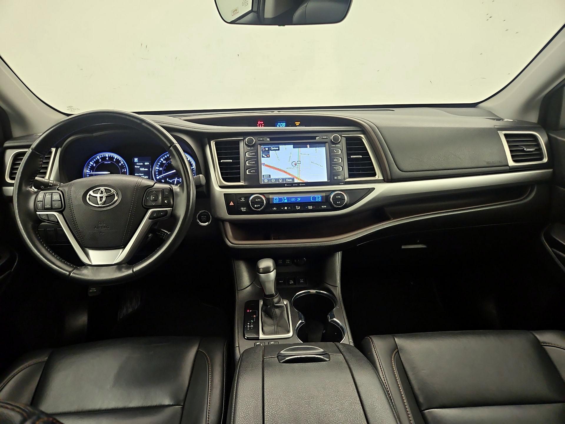 Thumbnail: 2019 Toyota Highlander - 9