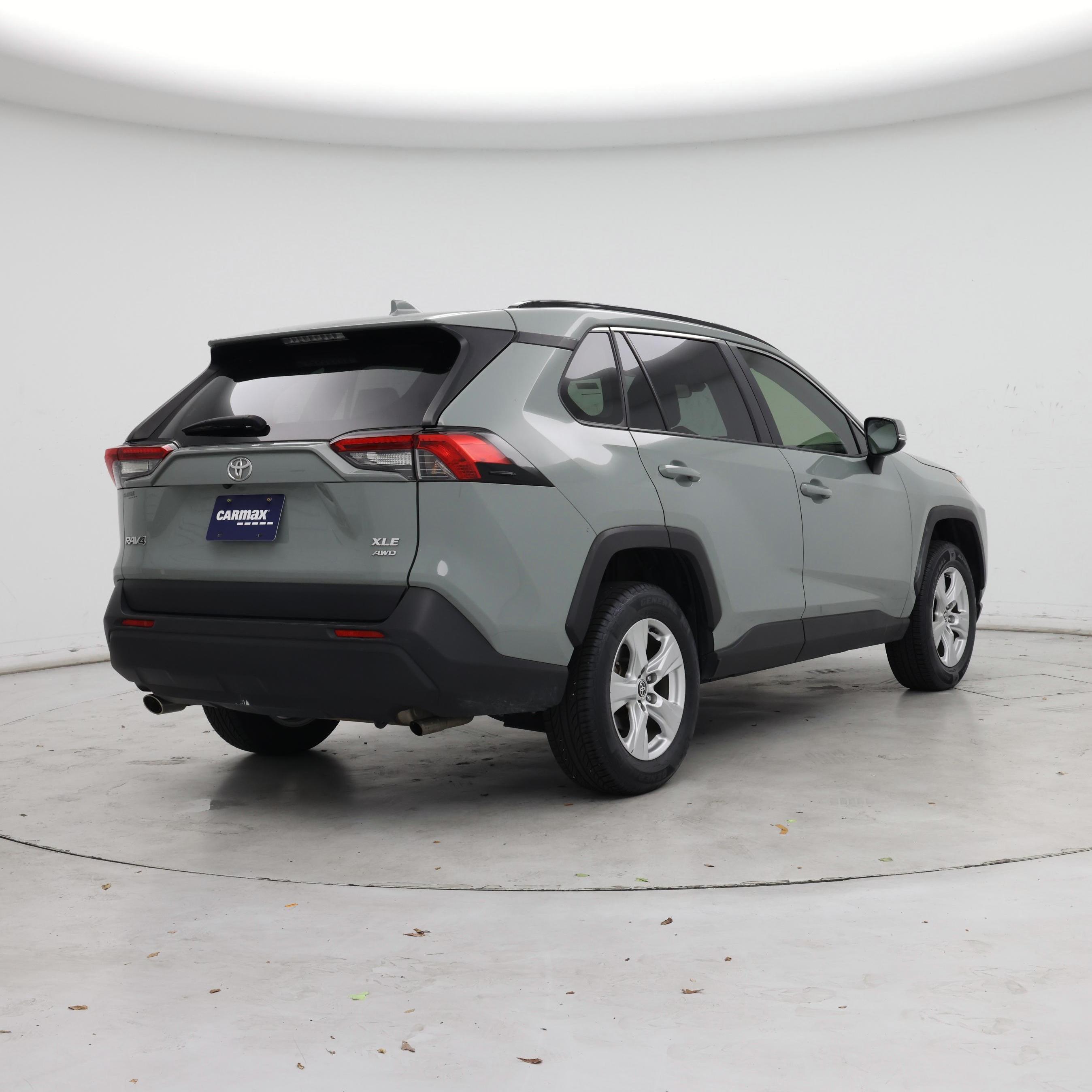 Thumbnail: 2020 Toyota RAV4 - 8
