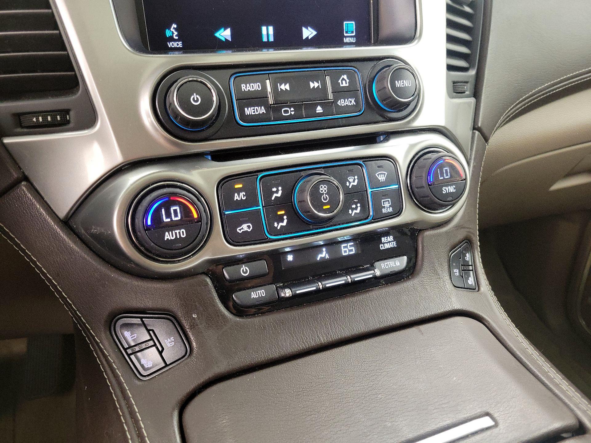 Thumbnail: 2015 Chevrolet Tahoe - 17