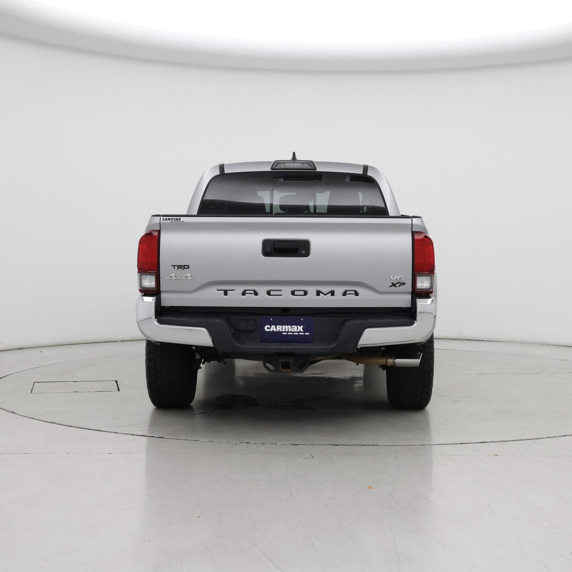 Thumbnail: 2018 Toyota Tacoma - 6