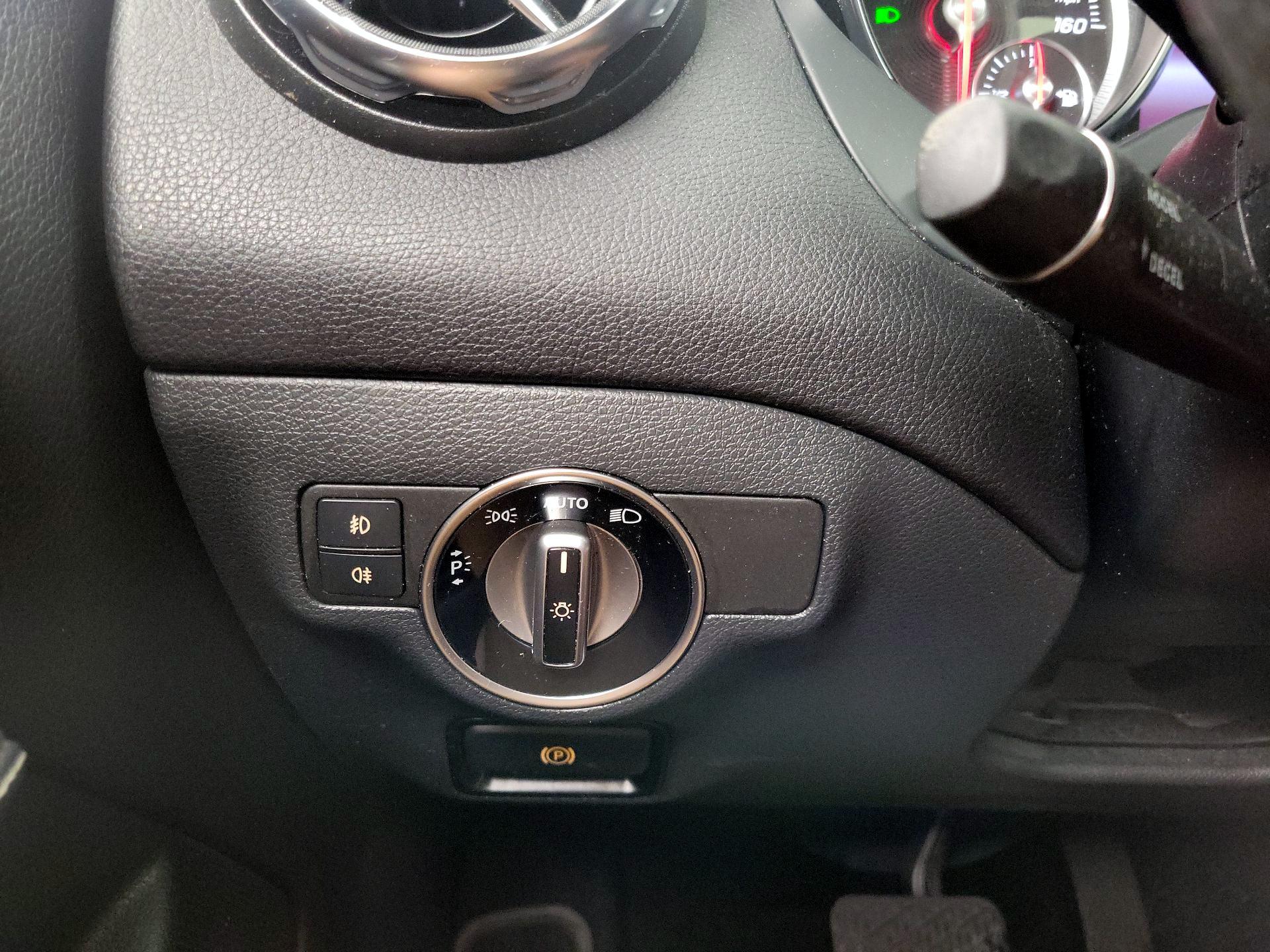 Thumbnail: 2019 Mercedes-Benz GLA - 13