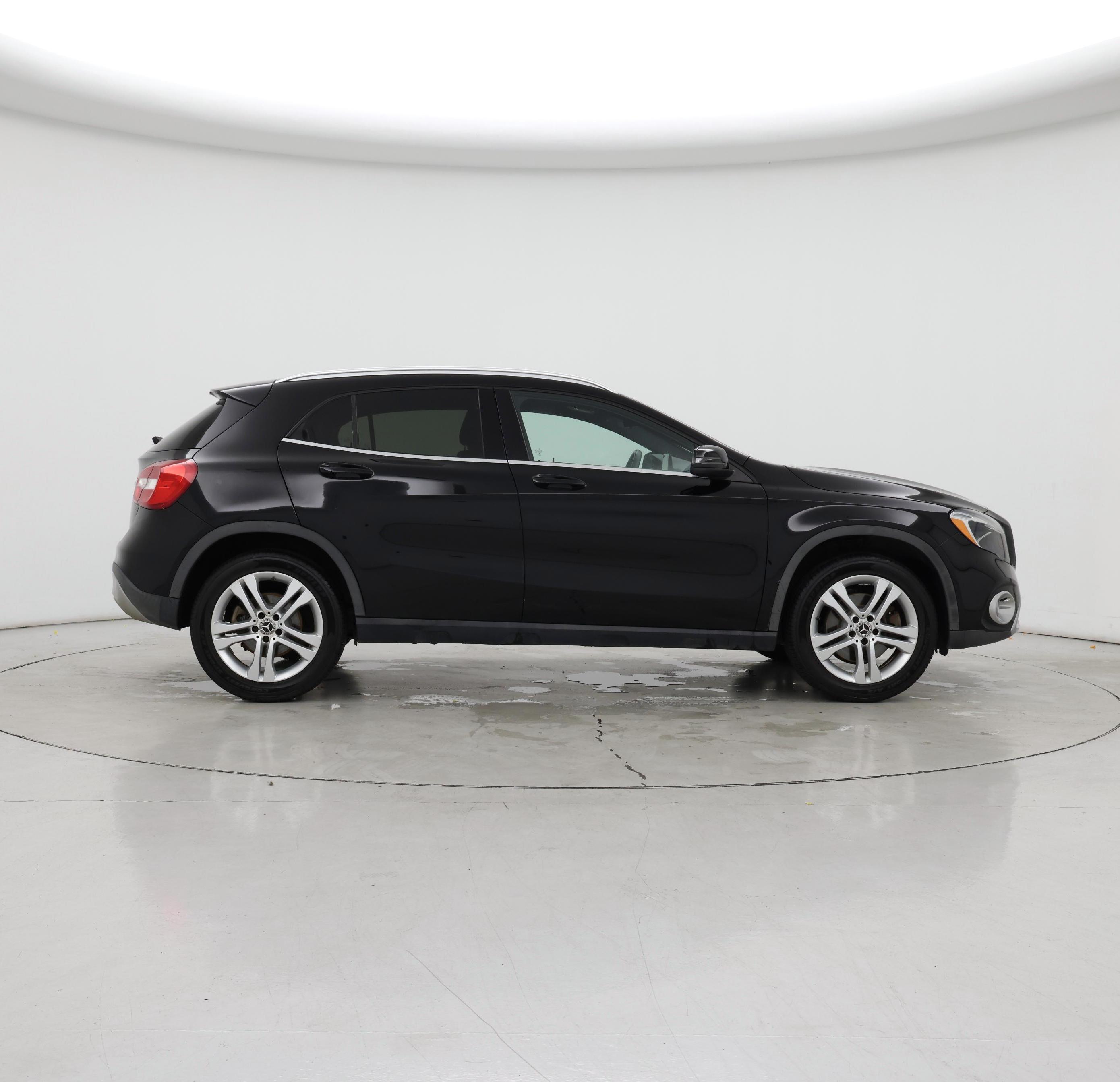 Thumbnail: 2019 Mercedes-Benz GLA - 7