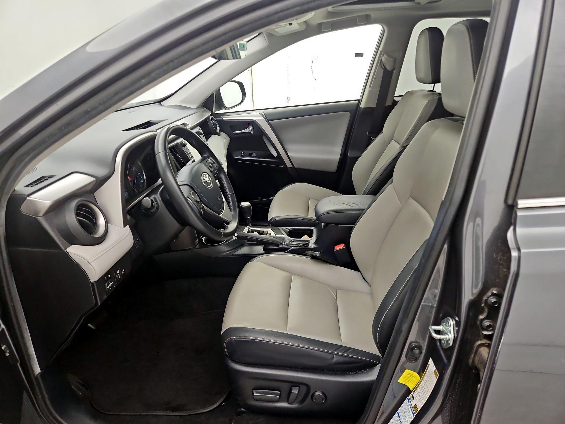 Thumbnail: 2017 Toyota RAV4 - 11