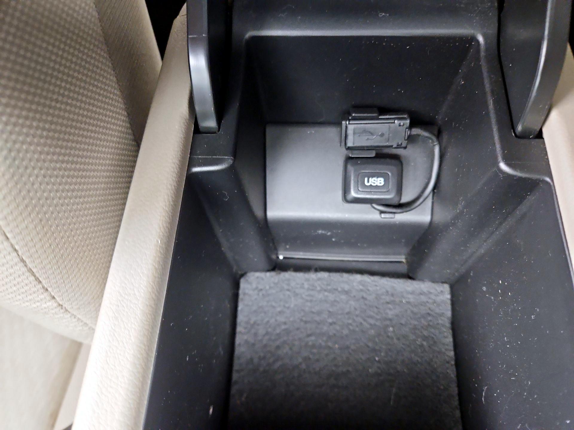 Thumbnail: 2014 Honda Civic - 18
