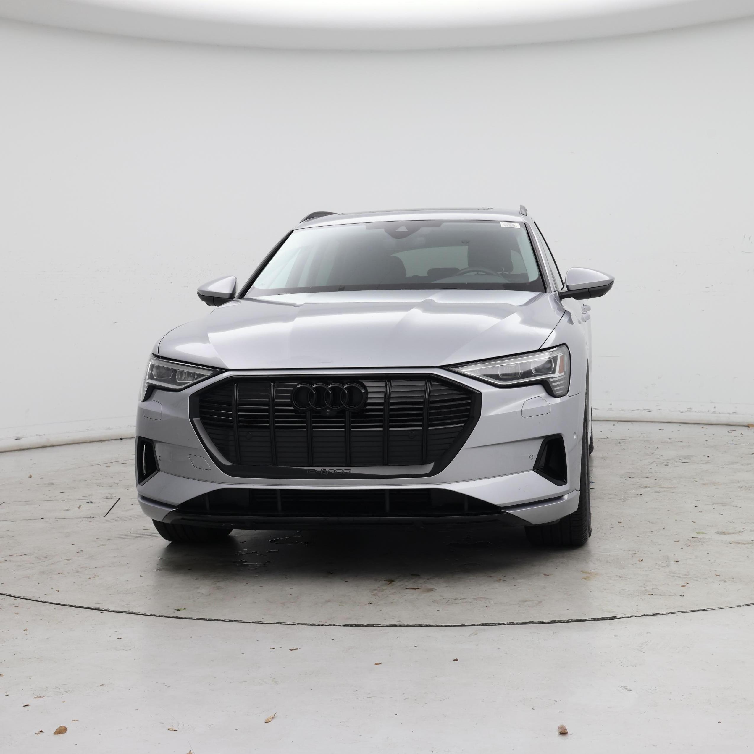 Thumbnail: 2022 Audi e-tron - 5