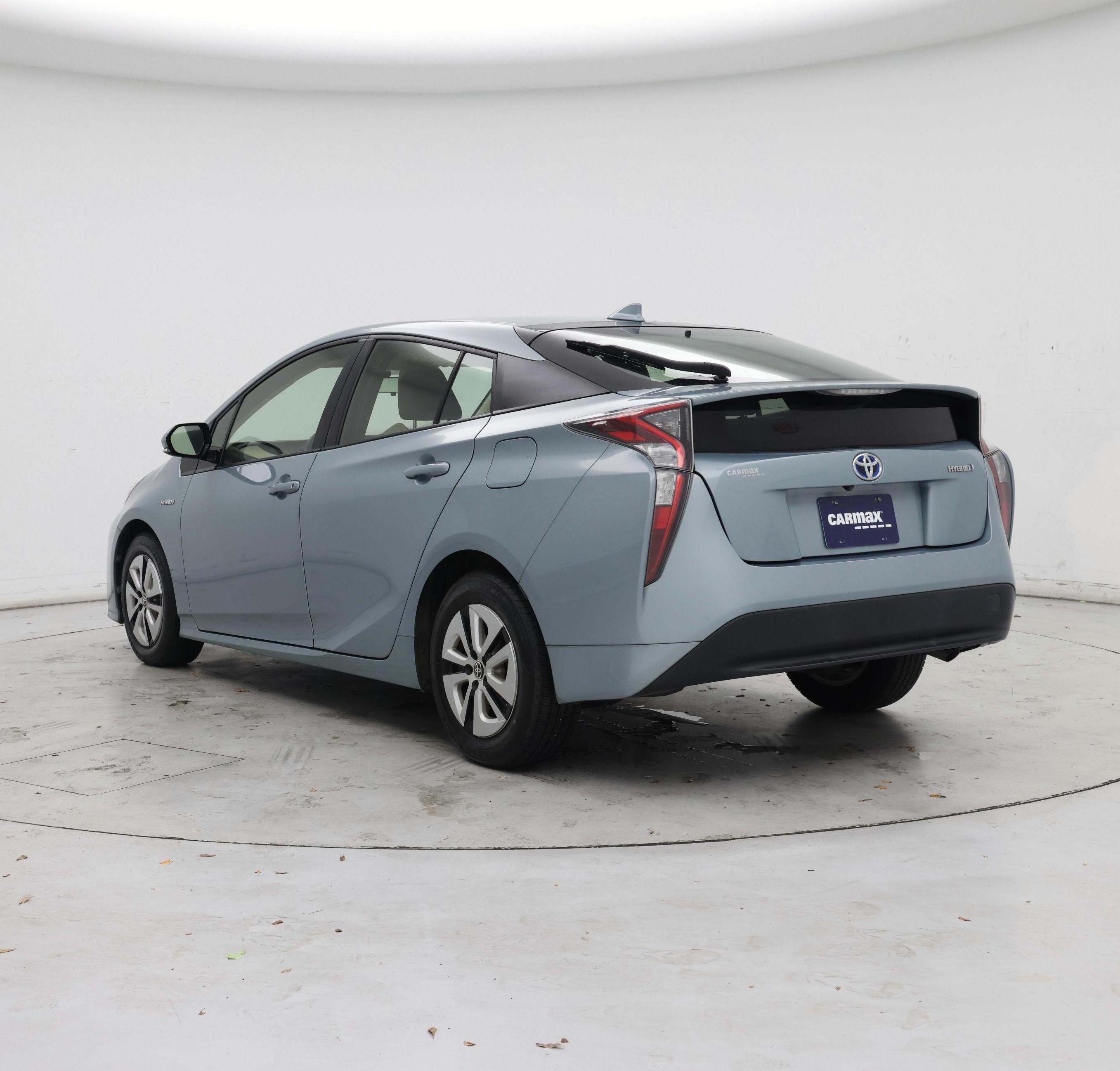 Thumbnail: 2016 Toyota Prius - 2