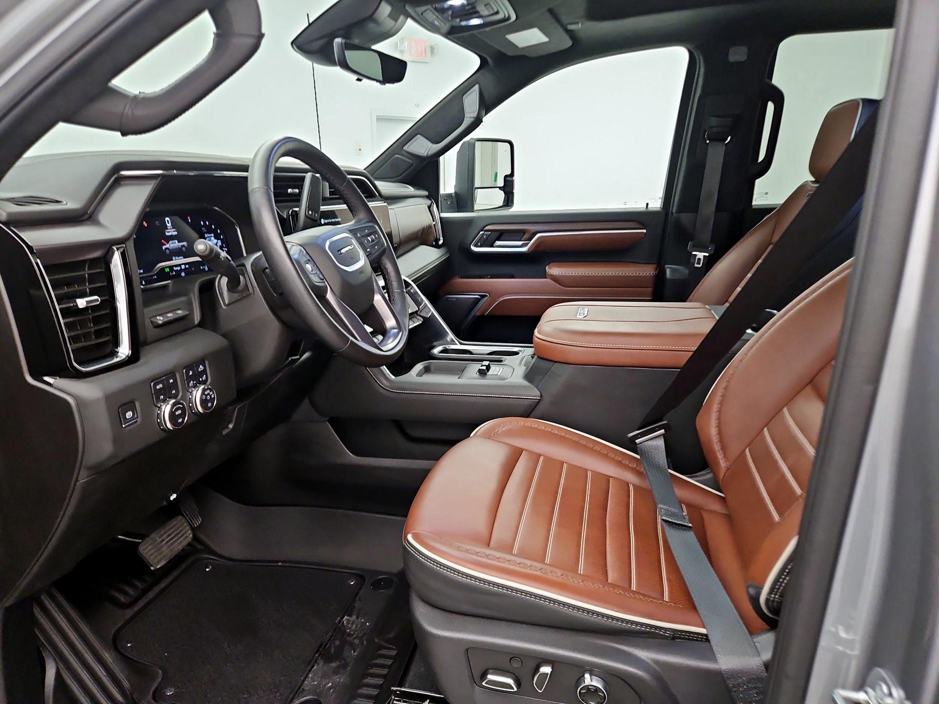 Thumbnail: 2025 GMC Sierra 3500 - 11