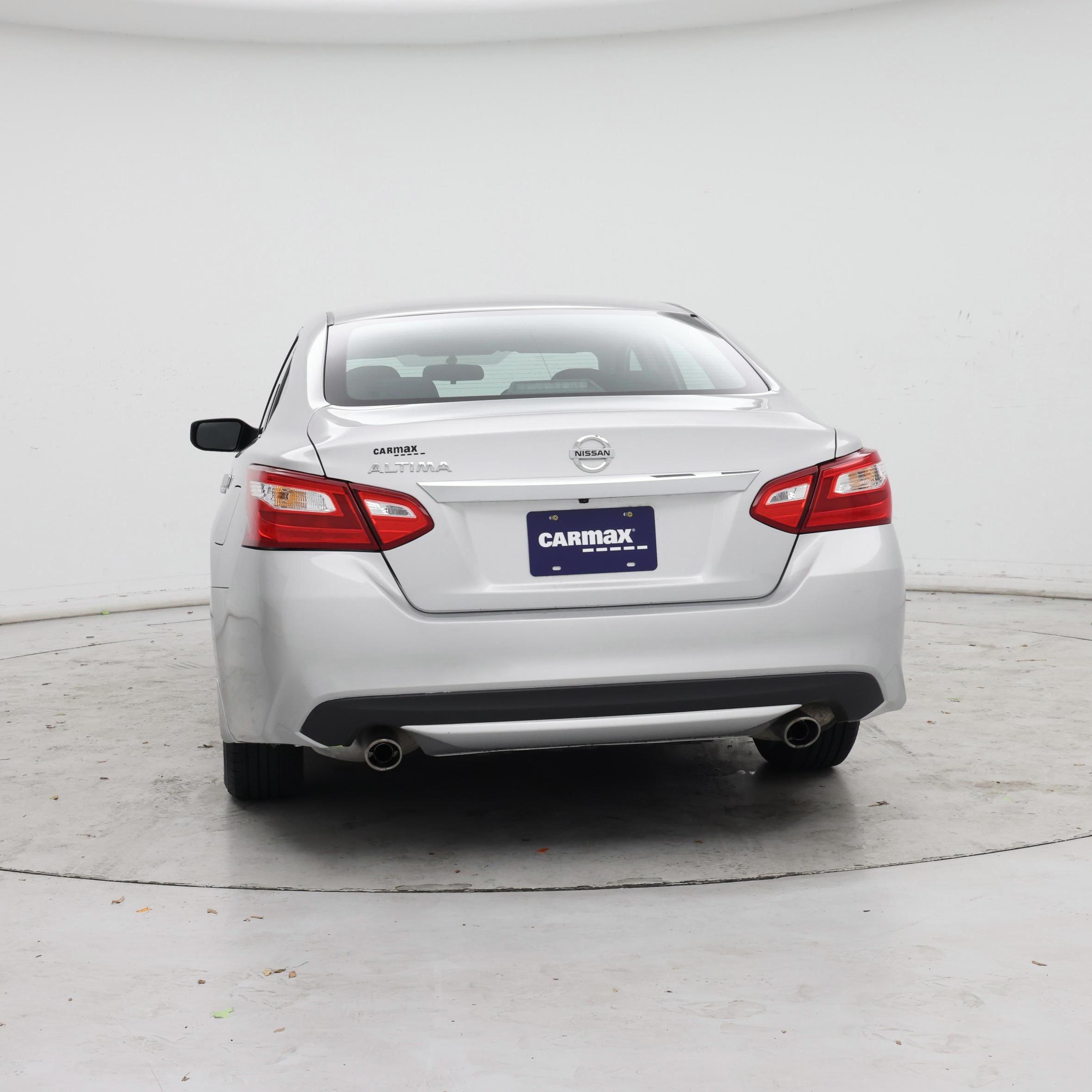 Thumbnail: 2017 Nissan Altima - 6