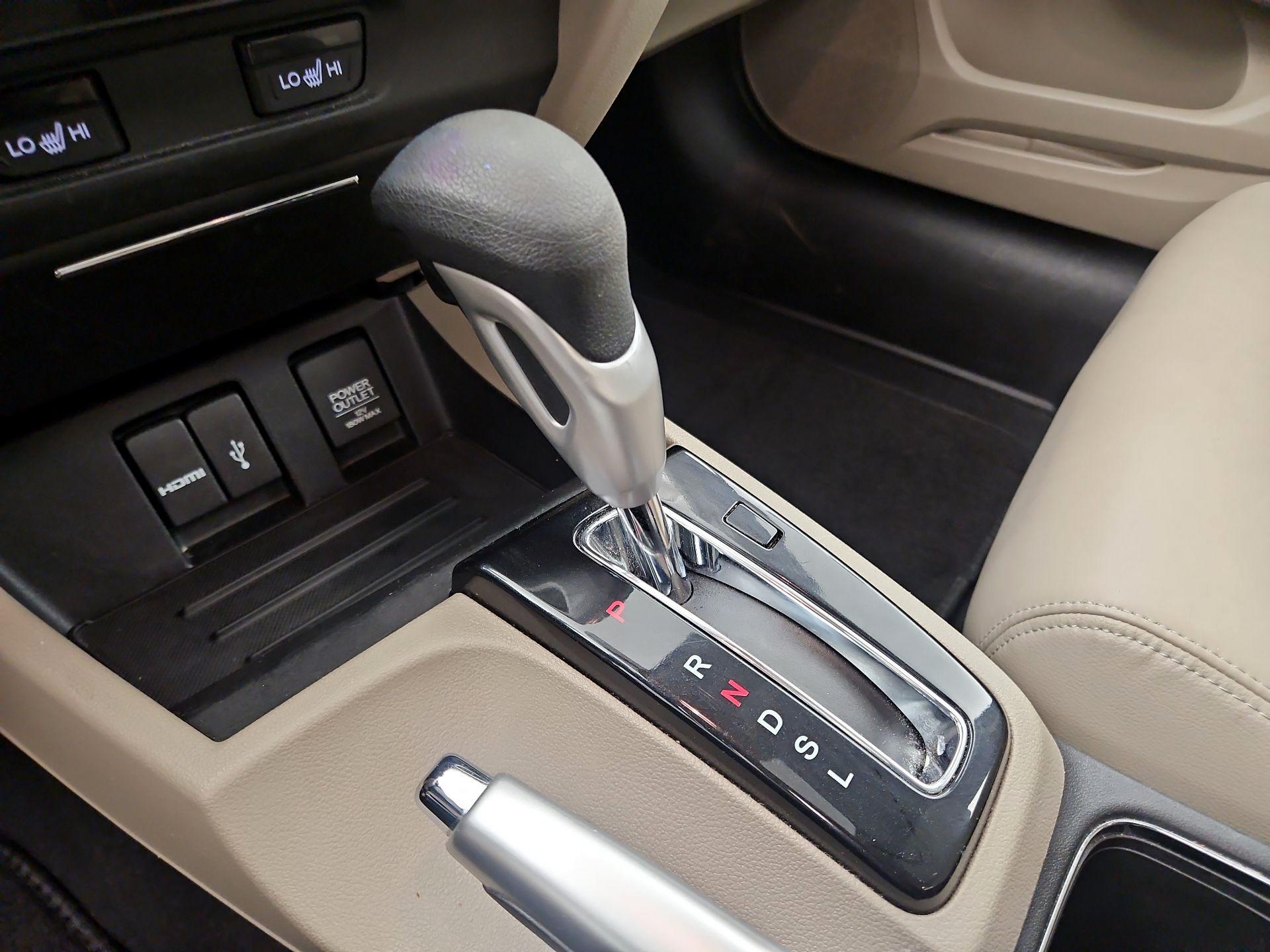 Thumbnail: 2015 Honda Civic - 17