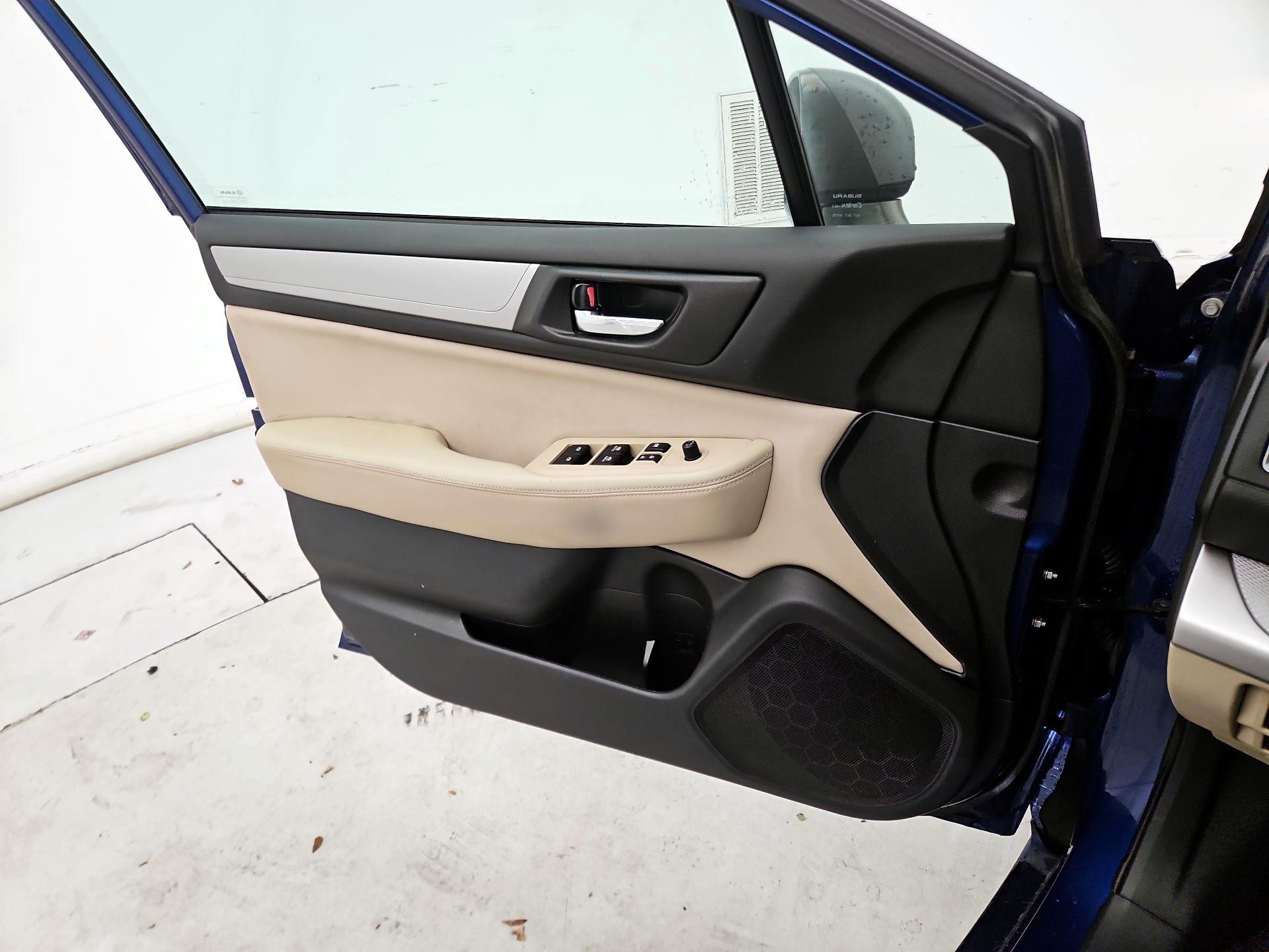 Thumbnail: 2016 Subaru Legacy - 10